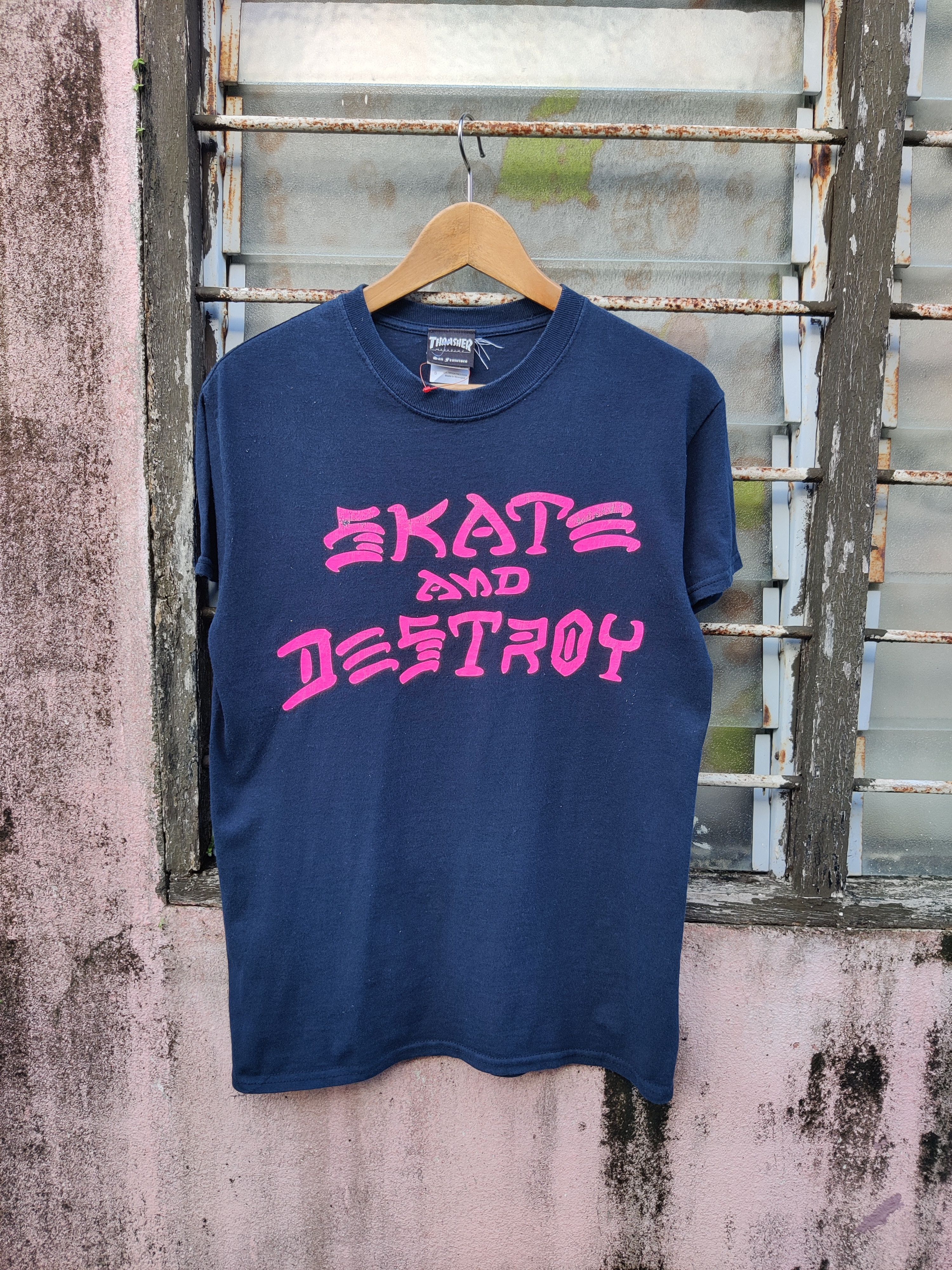Thrasher 🔥Best Offer🔥 Vintage Thrasher Skate & Destroy Shirt Size US S / EU 44-46 / 1 - 2 Thumbnail