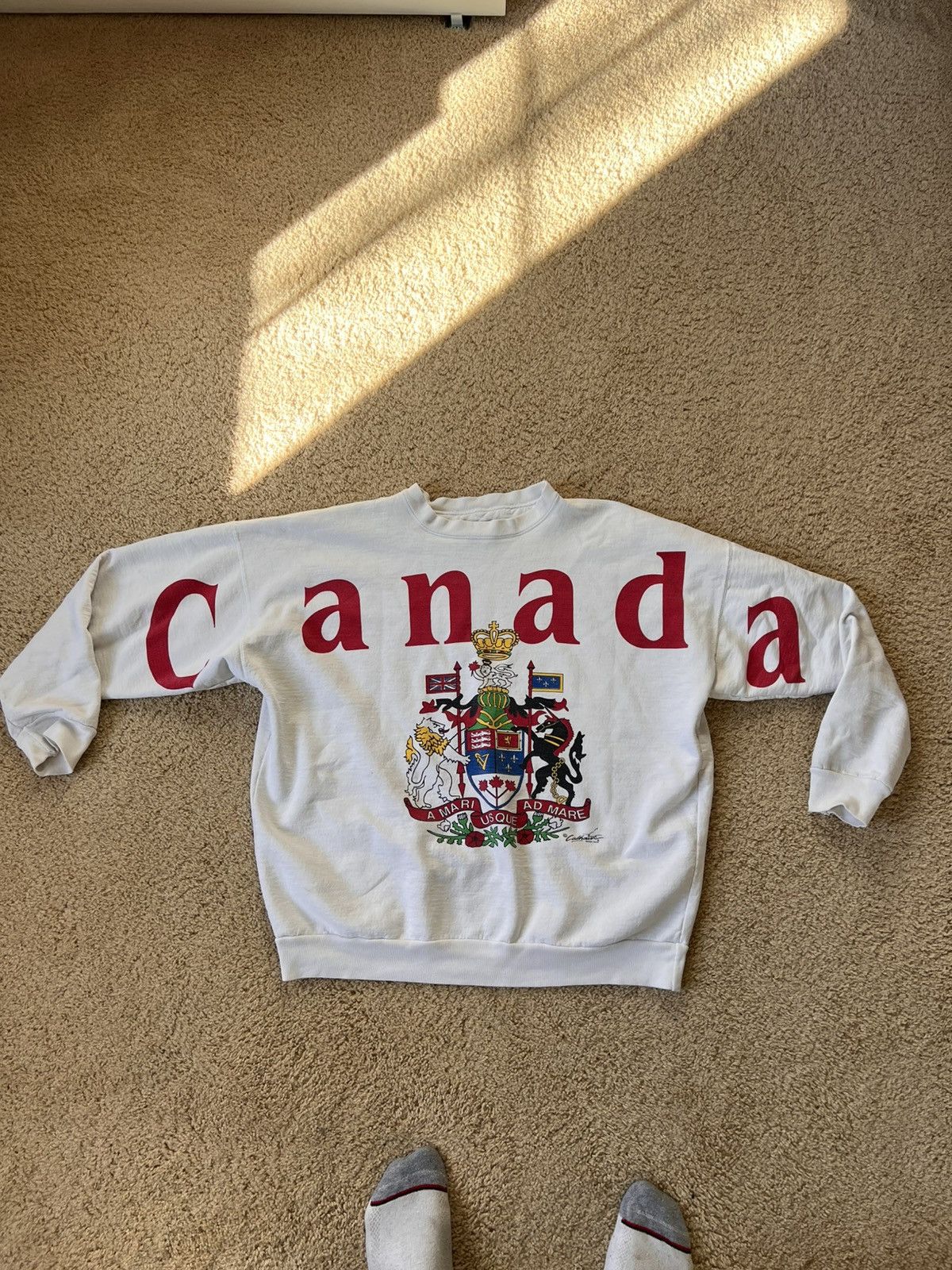 Other Vintage Canada Coat of Arms Sweatshirt Size US S / EU 44-46 / 1 - 1 Thumbnail