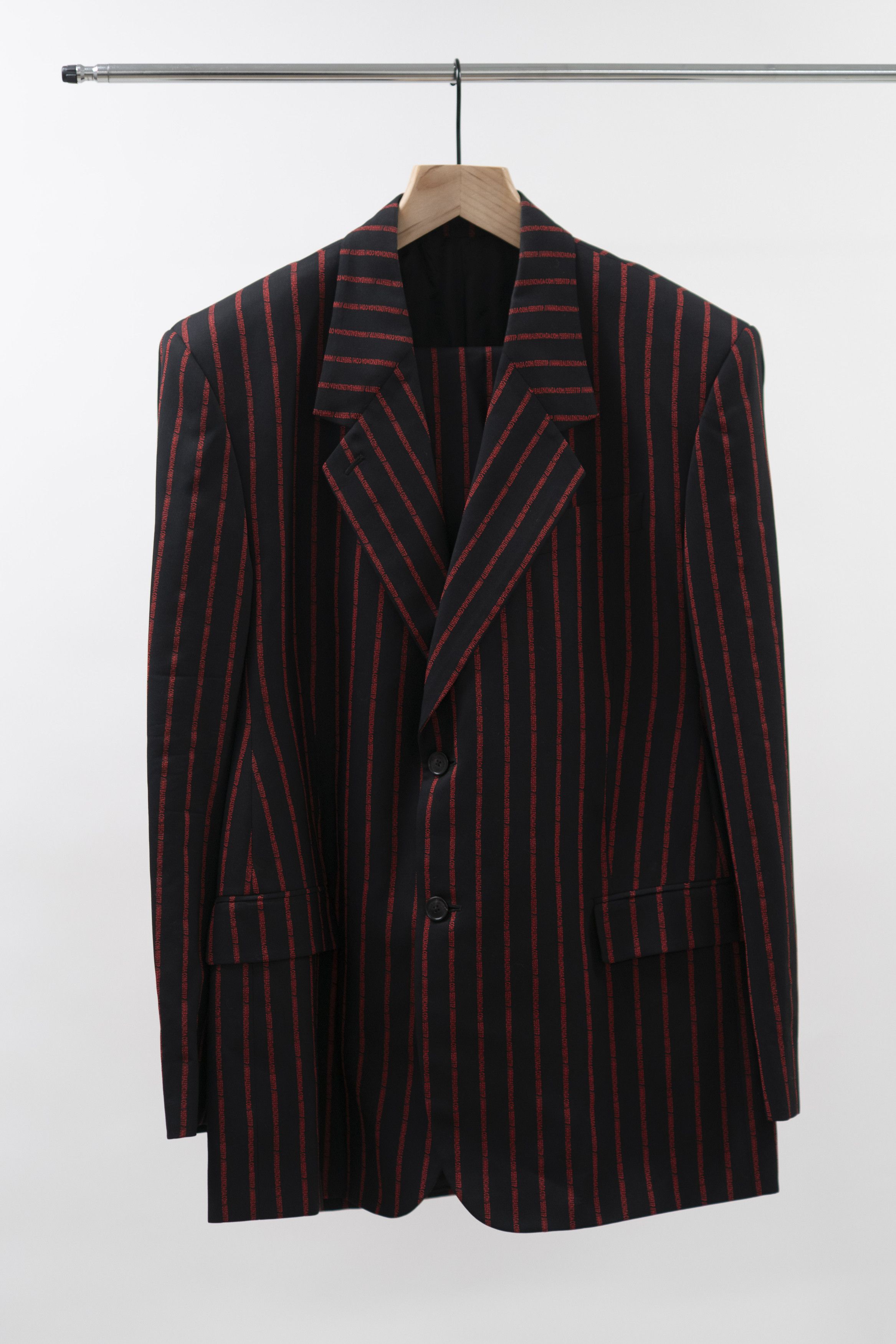 Balenciaga RARE Balenciaga FW17 "URL" Runway Suit Size 44R - 1 Thumbnail