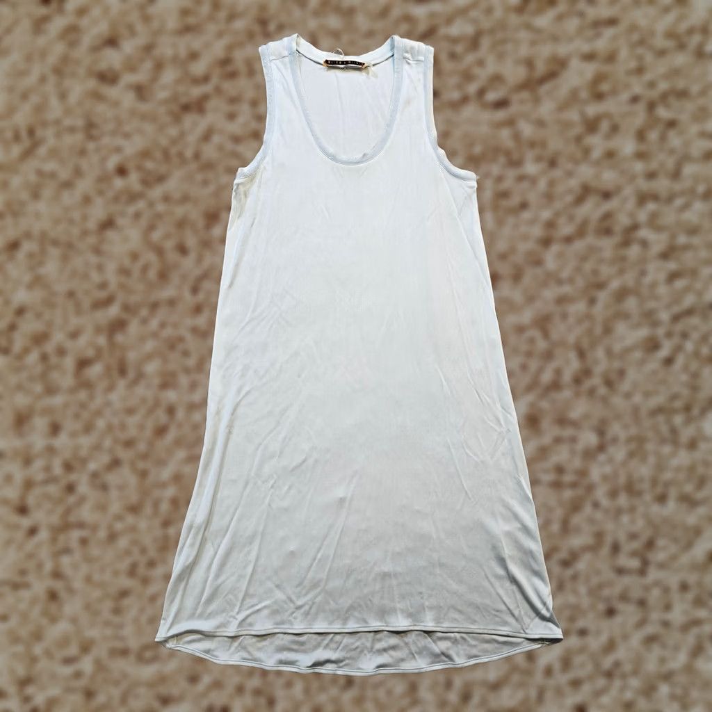 Alice + Olivia Alice + Olivia Dress Women XS Blue Silk Sheath Fitted Stretch Casual Beachy Knit Short Sleeveless Round Neck Pullover Pattern Solid Designer Size XS / US 0-2 / IT 36-38 - 1 Thumbnail