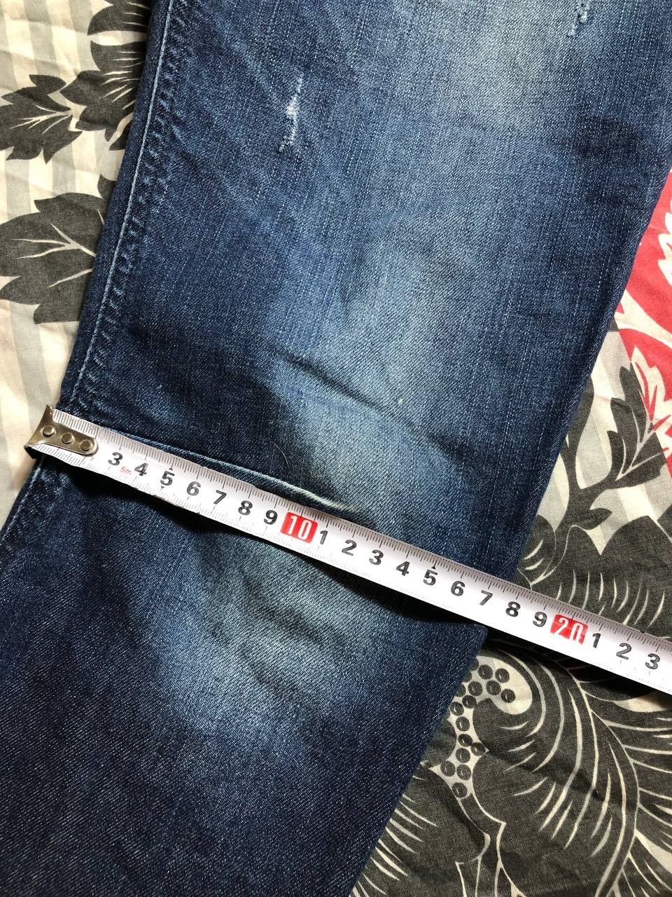 Diesel × Japanese Brand Crazy Crash Dirty Baggy Faded Jean Japan Avant Garde Style Size US 27 - 16 Thumbnail