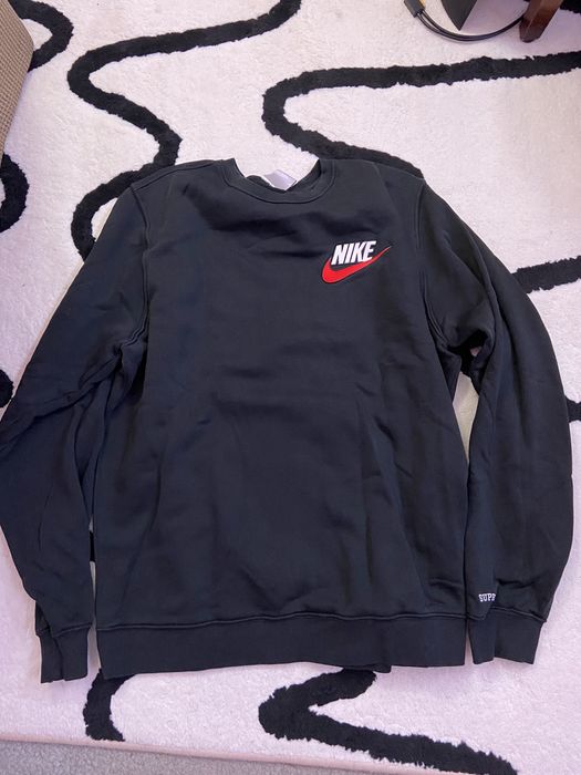 Crewneck best sale nike supreme