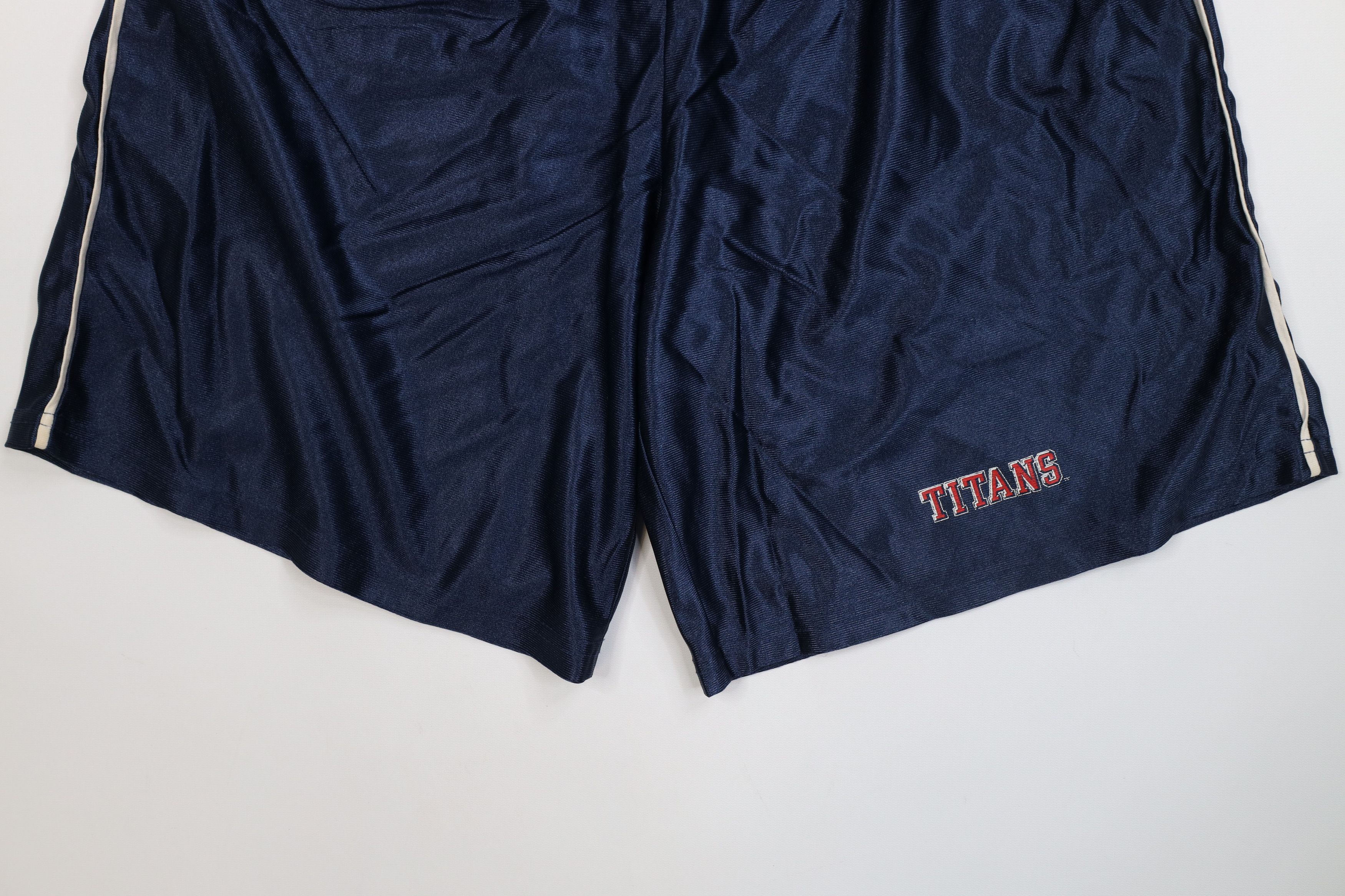 Vintage Vintage 90s University of Detroit Mercy Titans Silky Shorts Size US 32 / EU 48 - 4 Thumbnail