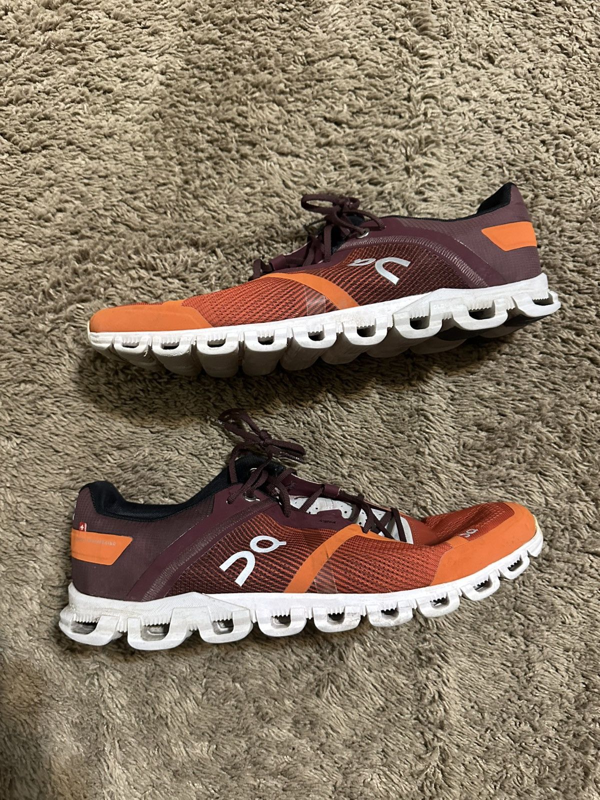Nike On Running Orange and Black Athletic Shoes with size 11.5 Size US 11.5 / EU 44-45 - 7 Thumbnail
