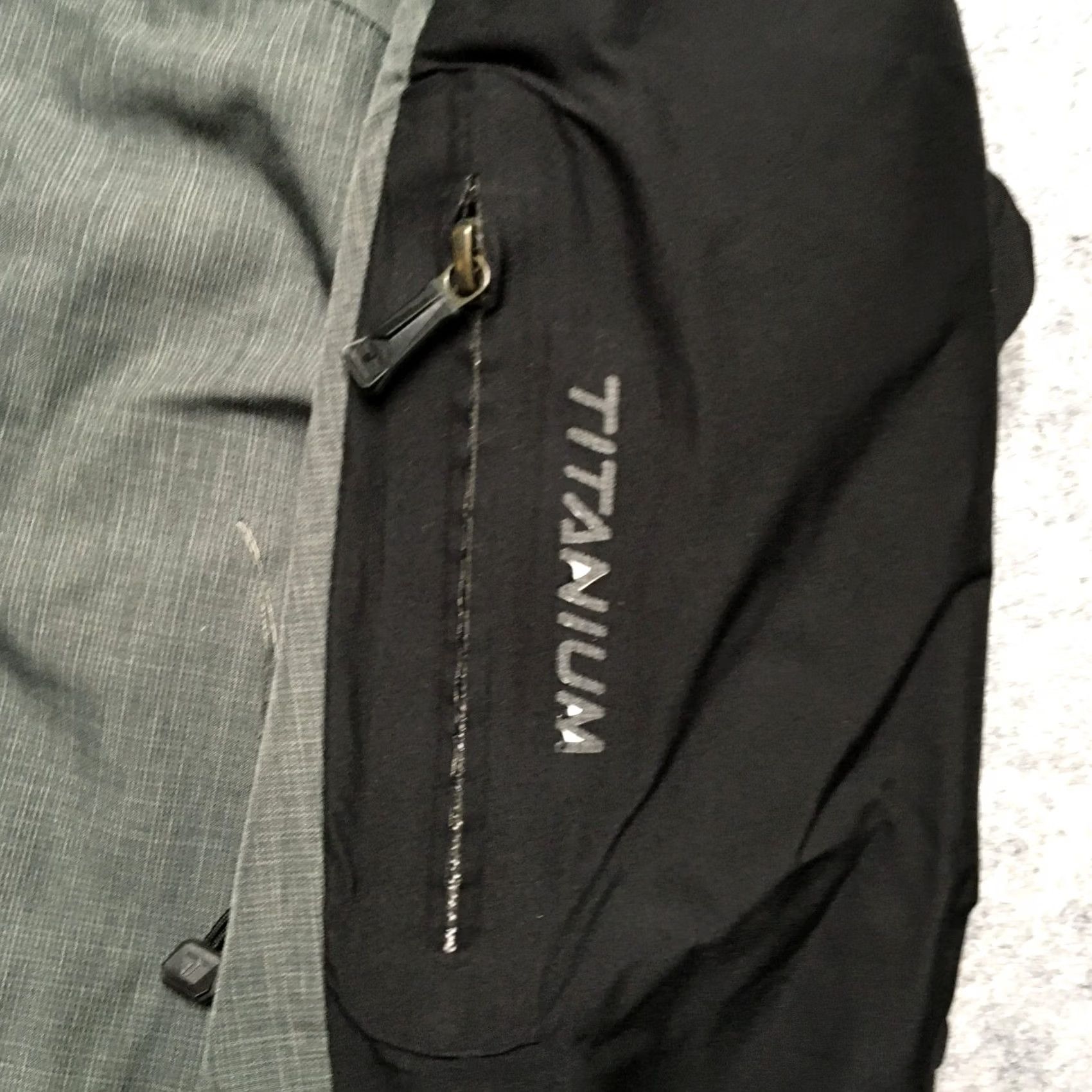 Vintage Columbia Titanium Tech Ski Shell Jacket Womens Large L Gray Hooded Interchange Jacket Size L / US 10 / IT 46 - 3 Thumbnail