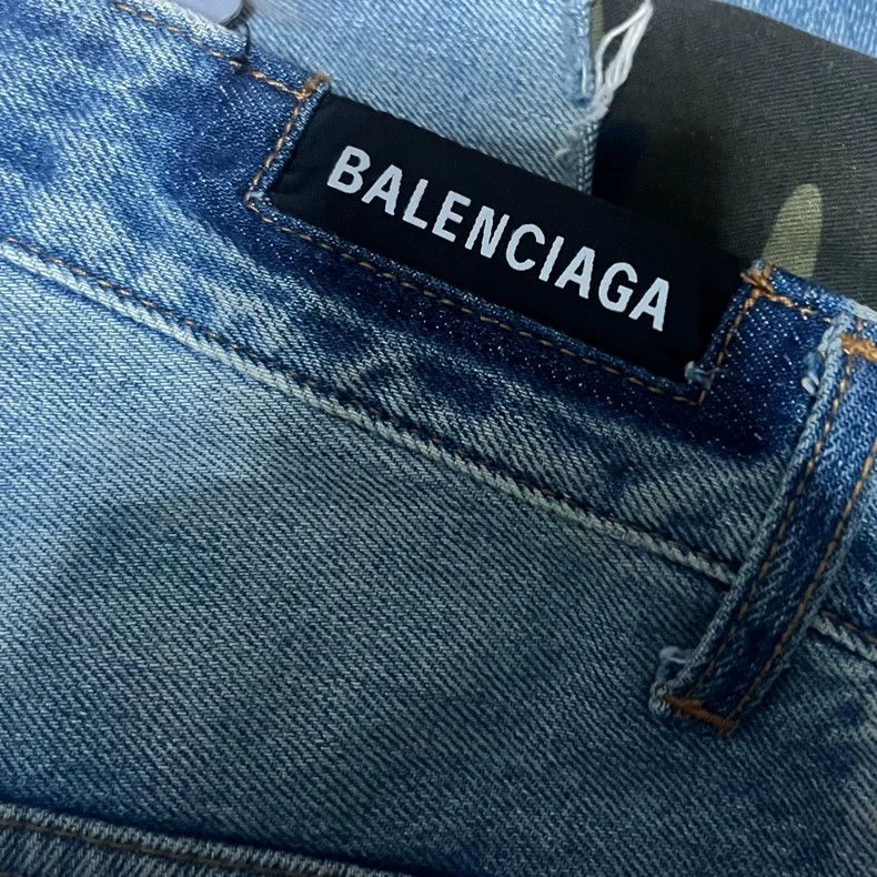 Balenciaga Balenciaga size XS Tomorrowland's Double Camo Bull King Size US 27 - 4 Thumbnail