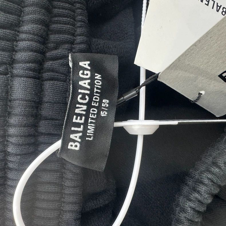 Balenciaga Balenciaga size XS City Series Shanghai Limited Edition Pr Size US 27 - 6 Thumbnail