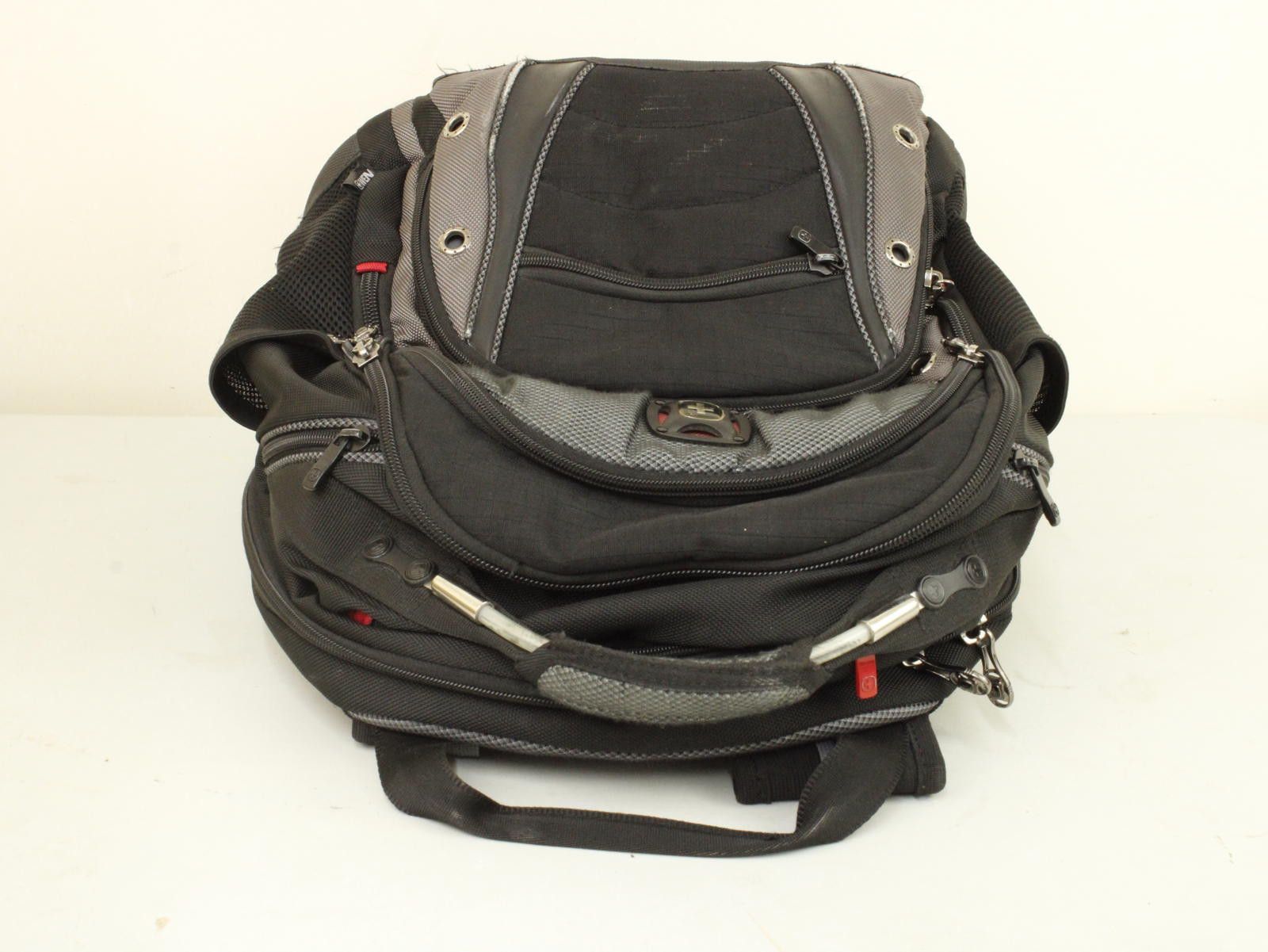 Other Wenger Black and Grey Women's Backpack Carry Bag Size ONE SIZE - 8 Thumbnail