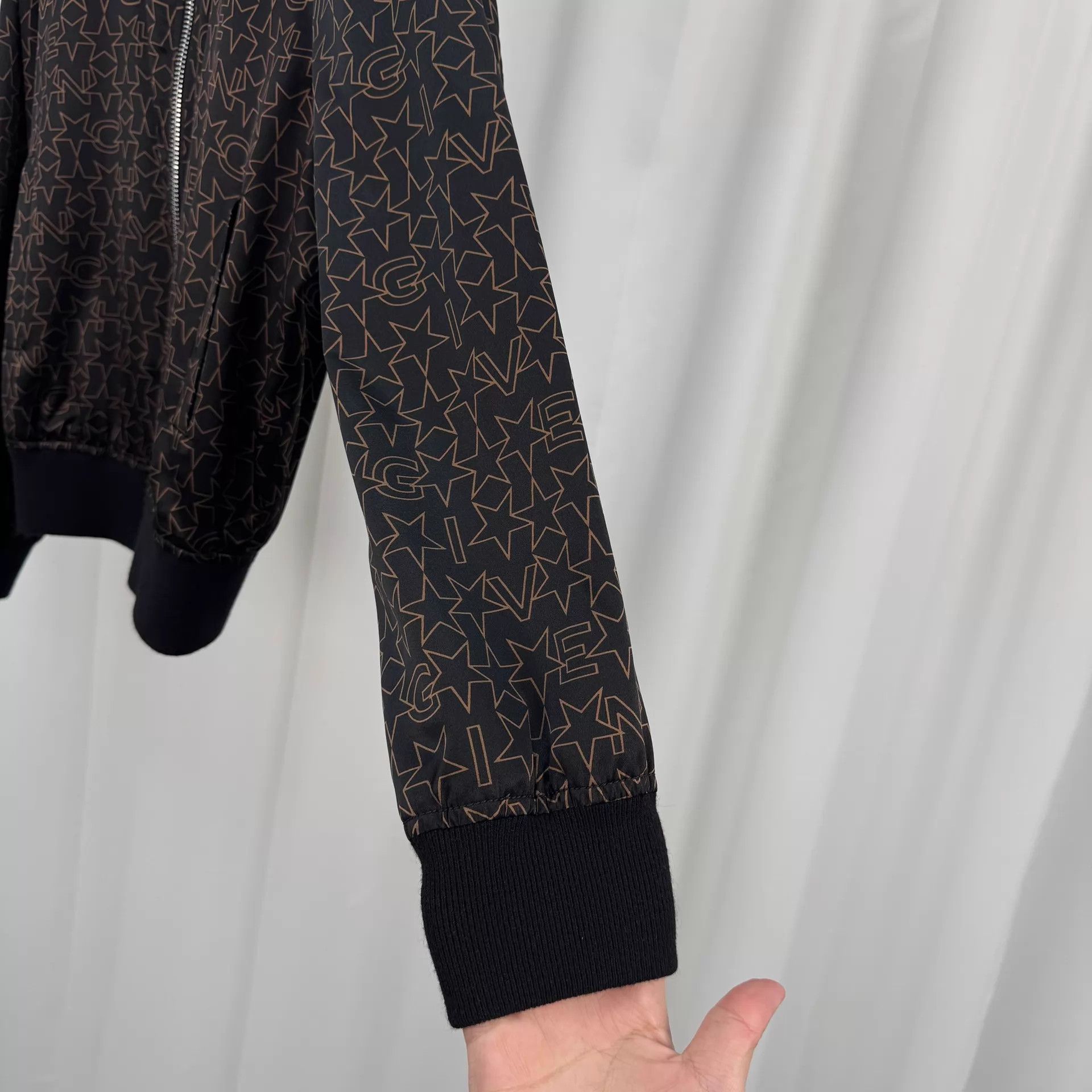 Givenchy Givenchy Star Logo Silk Zip Jacket 36 New Size XS / US 0-2 / IT 36-38 - 4 Thumbnail