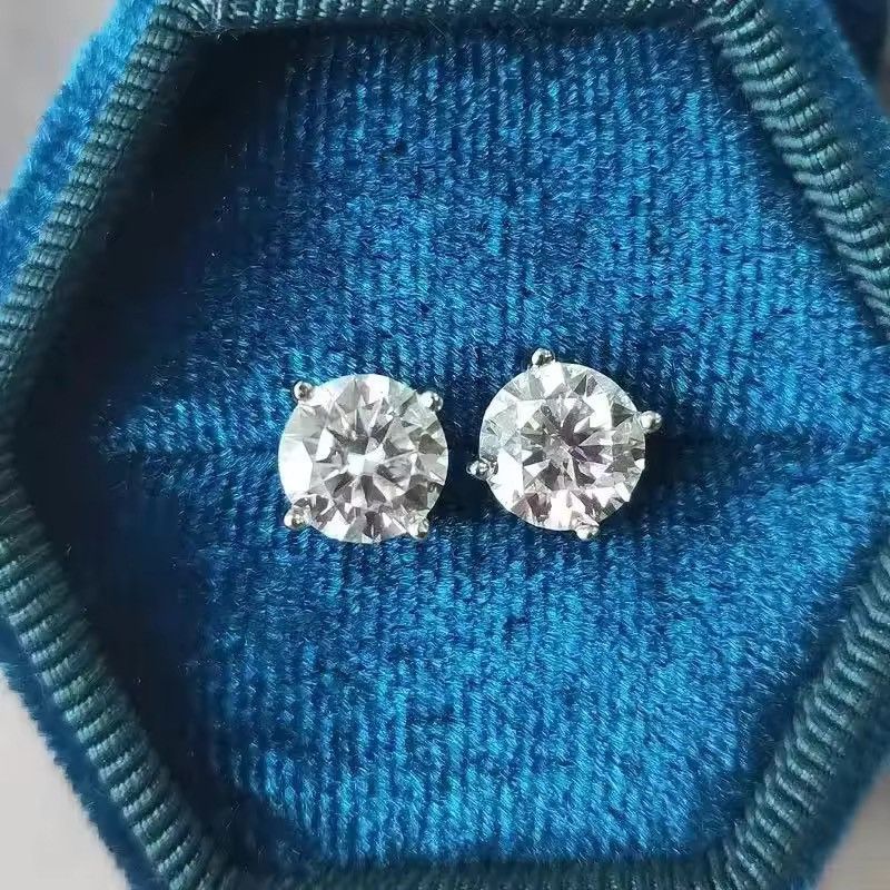 Sterling Silver 925 silver moissanite 0.5 carat earrings (5 mm) Size ONE SIZE - 1 Thumbnail