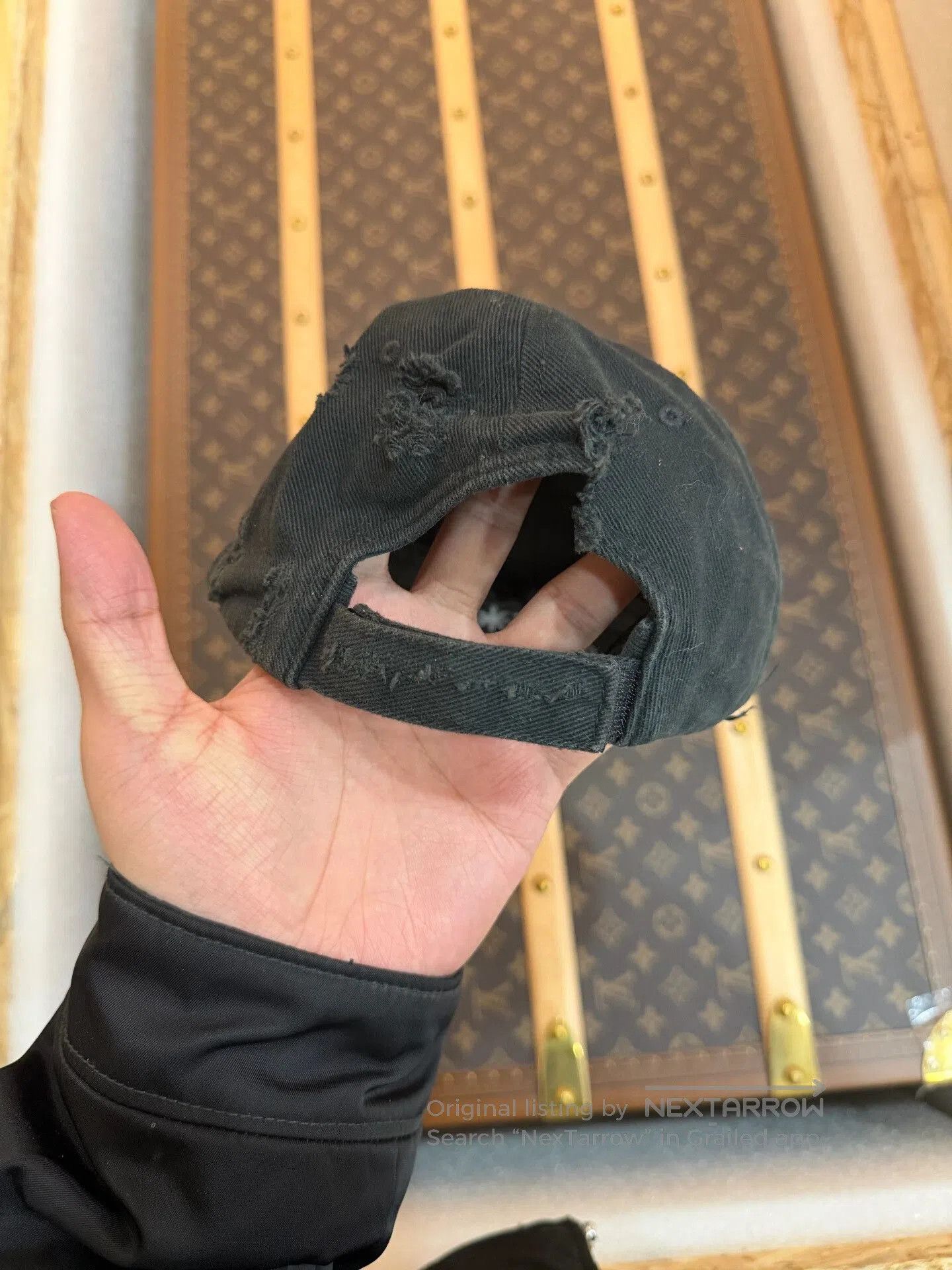 Balenciaga Balenciaga Distressed Wheat Ear Baseball Cap. Size ONE SIZE - 6 Thumbnail