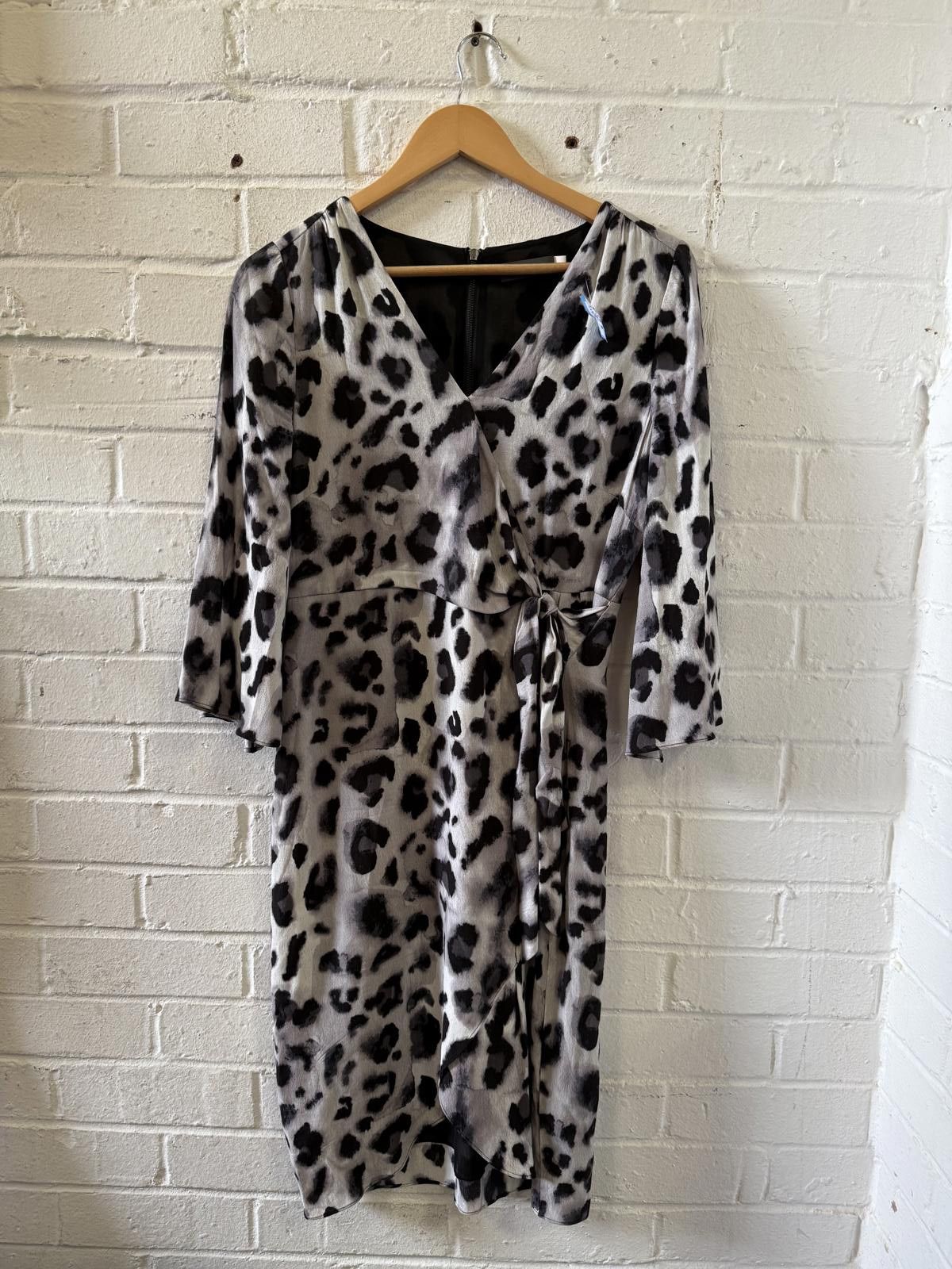 Unknown London Leopard Print Long Sleeve Wrap Dress Size M / US 6-8 / IT 42-44 - 1 Thumbnail