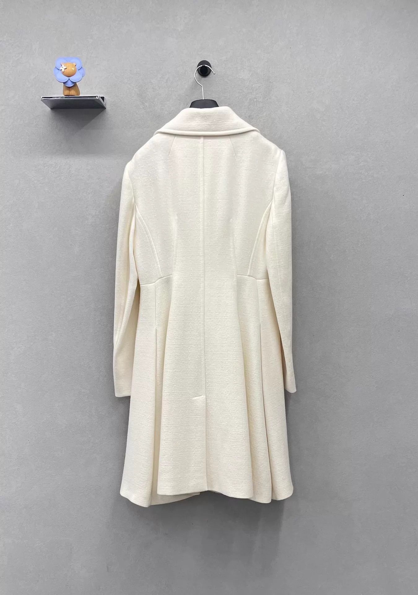 Dior Dior White Women's Long Coat F44 Waist-Cinched Pleated Hem Size L / US 10 / IT 46 - 2 Thumbnail