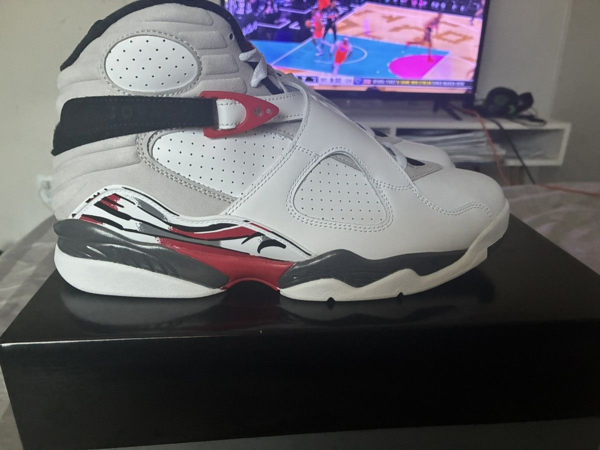 Jordan Brand Jordan 8 Bugs Bunny(2025) Size US 10.5 / EU 43-44 - 4 Thumbnail