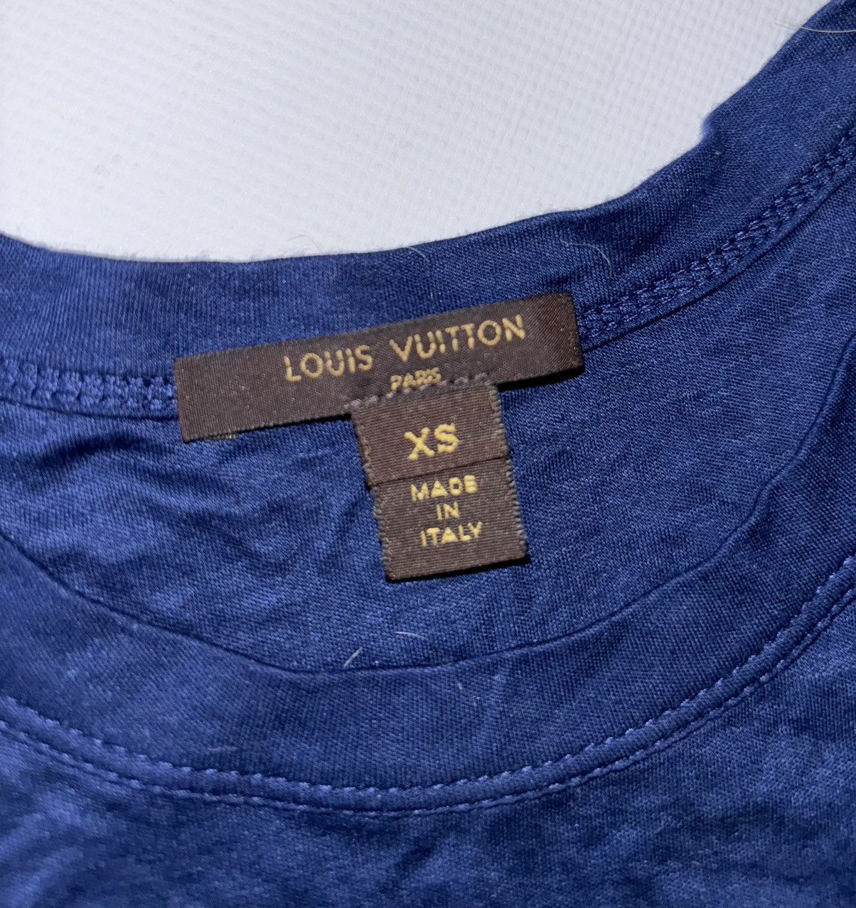 Louis Vuitton Louis Vuitton LV silk tshirt Size XS / US 0-2 / IT 36-38 - 3 Thumbnail