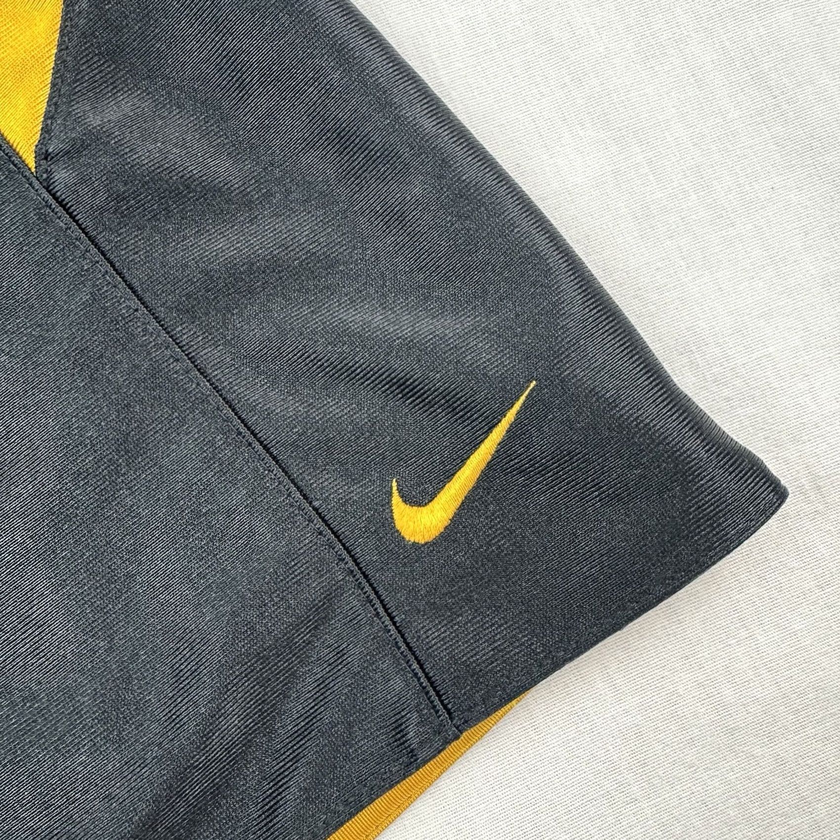 Nike VINTAGE Nike Basketball Shorts Adult M Reversible 90s Black Polyester Sports Athletic Men Size US 31 - 2 Thumbnail