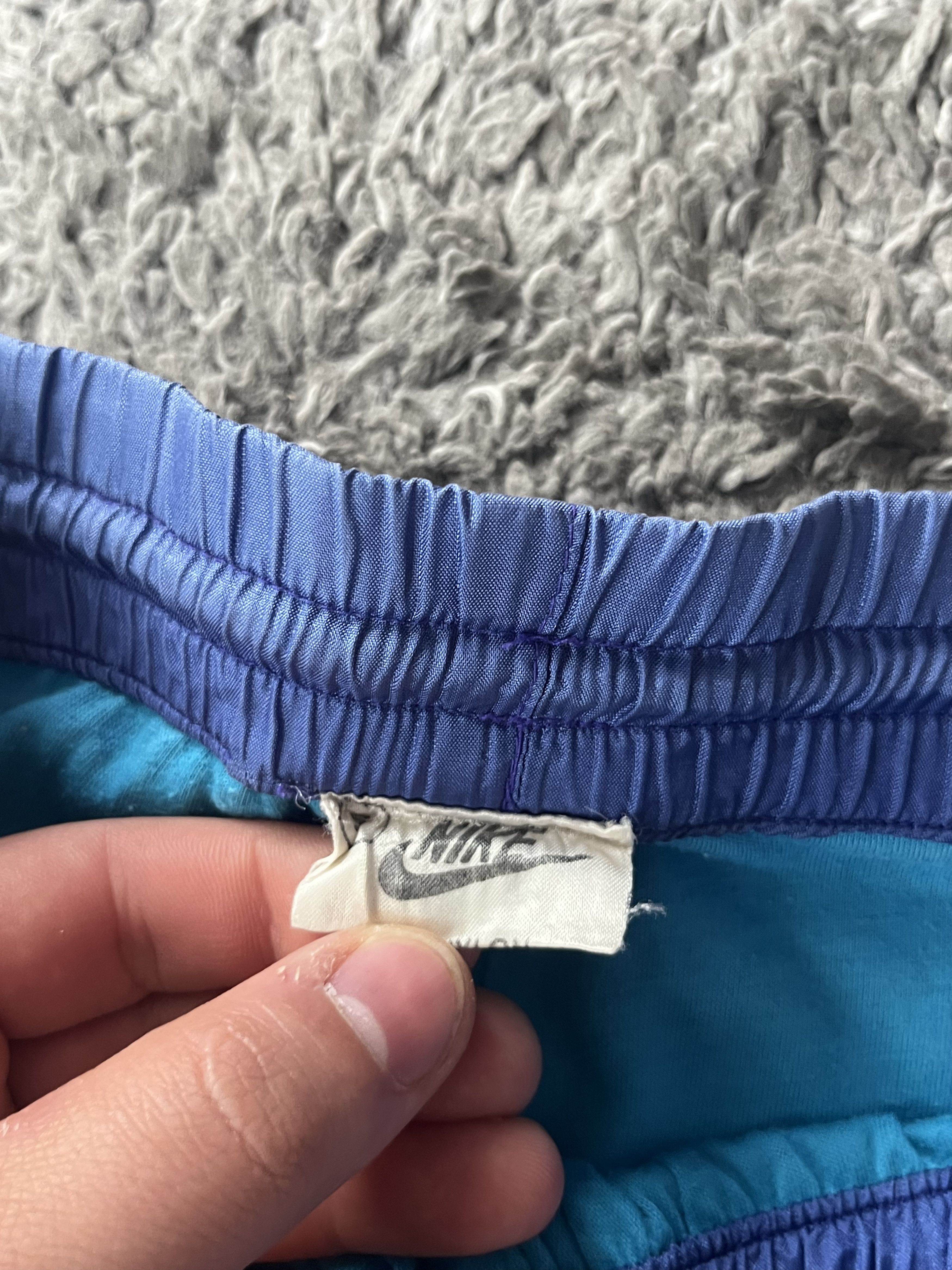Nike Vintage Pants Nike Very Rare 100% Nylon Y2K Style Streetwear Size US 34 / EU 50 - 6 Thumbnail