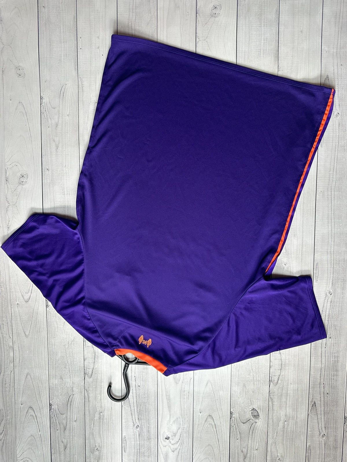 Vintage Vintage Liverpool away soccer jersey purple size s Size US S / EU 44-46 / 1 - 7 Thumbnail