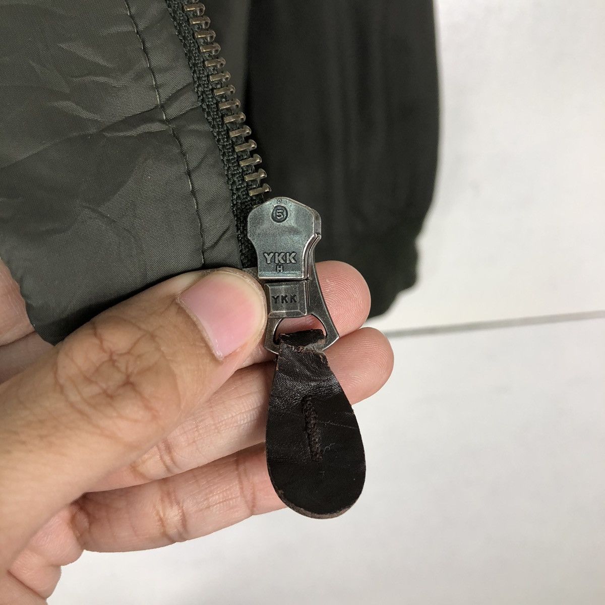 Japanese Brand Vintage Bomber Jacket Fly Military Uniqlo Japan IsseyMiyake Size US L / EU 52-54 / 3 - 17 Thumbnail