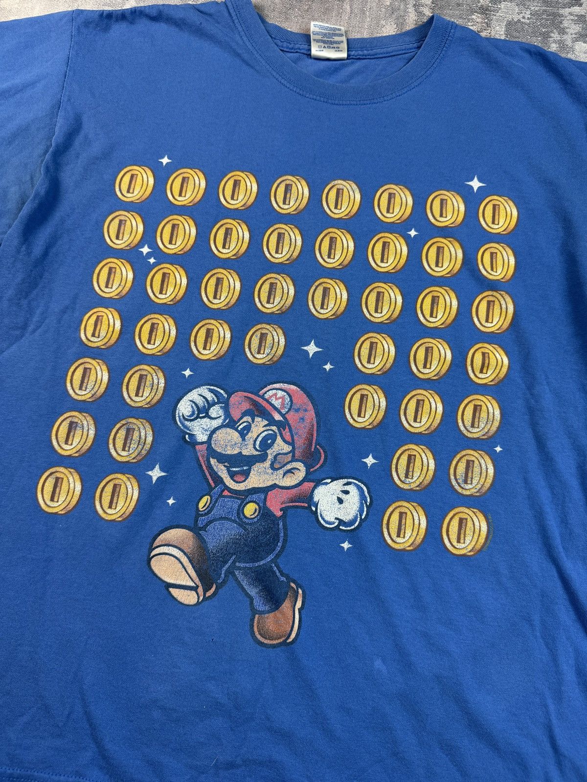 Gildan Super Mario Shirt Large Blue Short Sleeve Coin Video Game Size US L / EU 52-54 / 3 - 2 Thumbnail