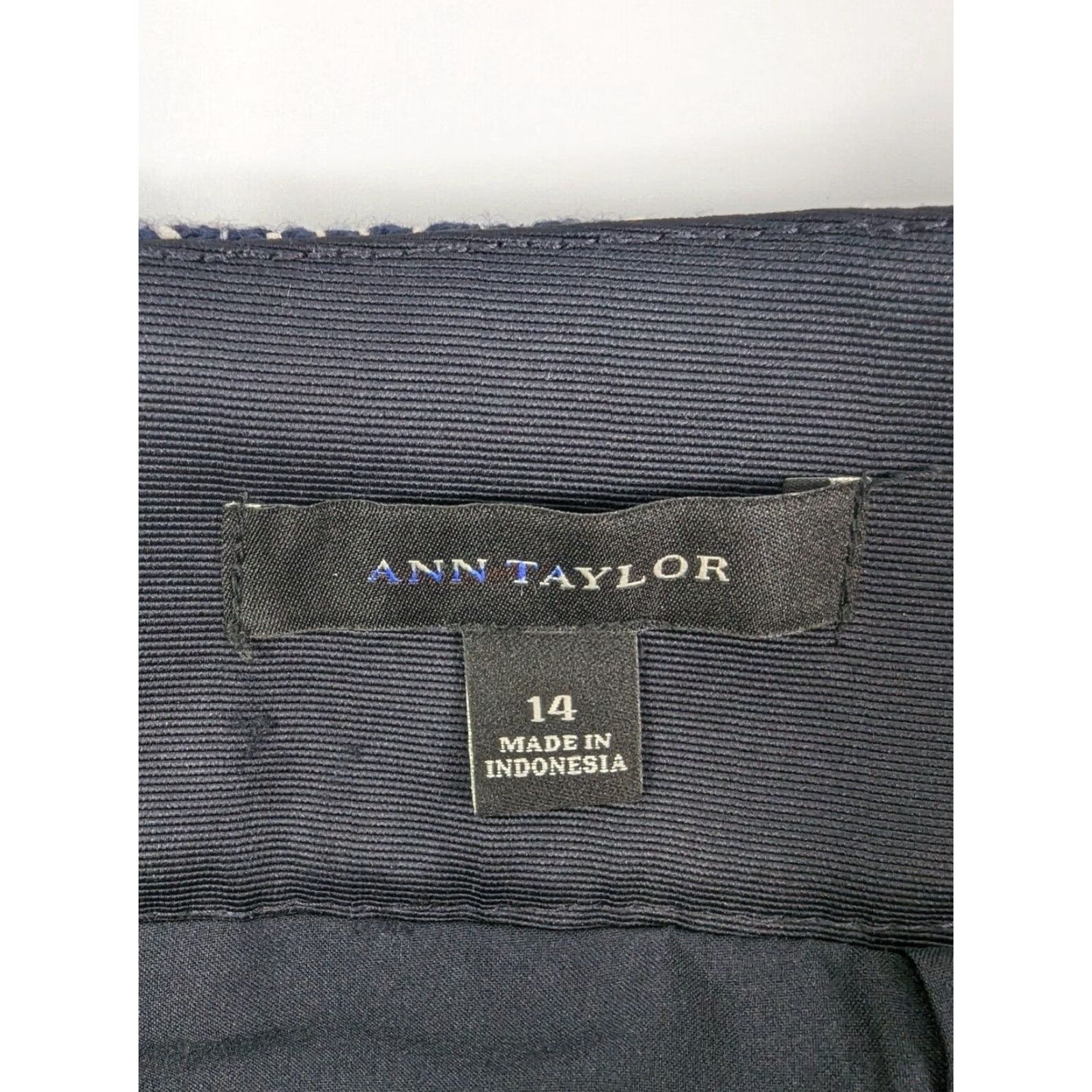 Ann Taylor Ann Taylor Skirt Womens Size 14 Knee Length Pencil Knit Black White Multicolor Workwear Pockets Reg Size 36" / US 14 / IT 50 - 7 Thumbnail