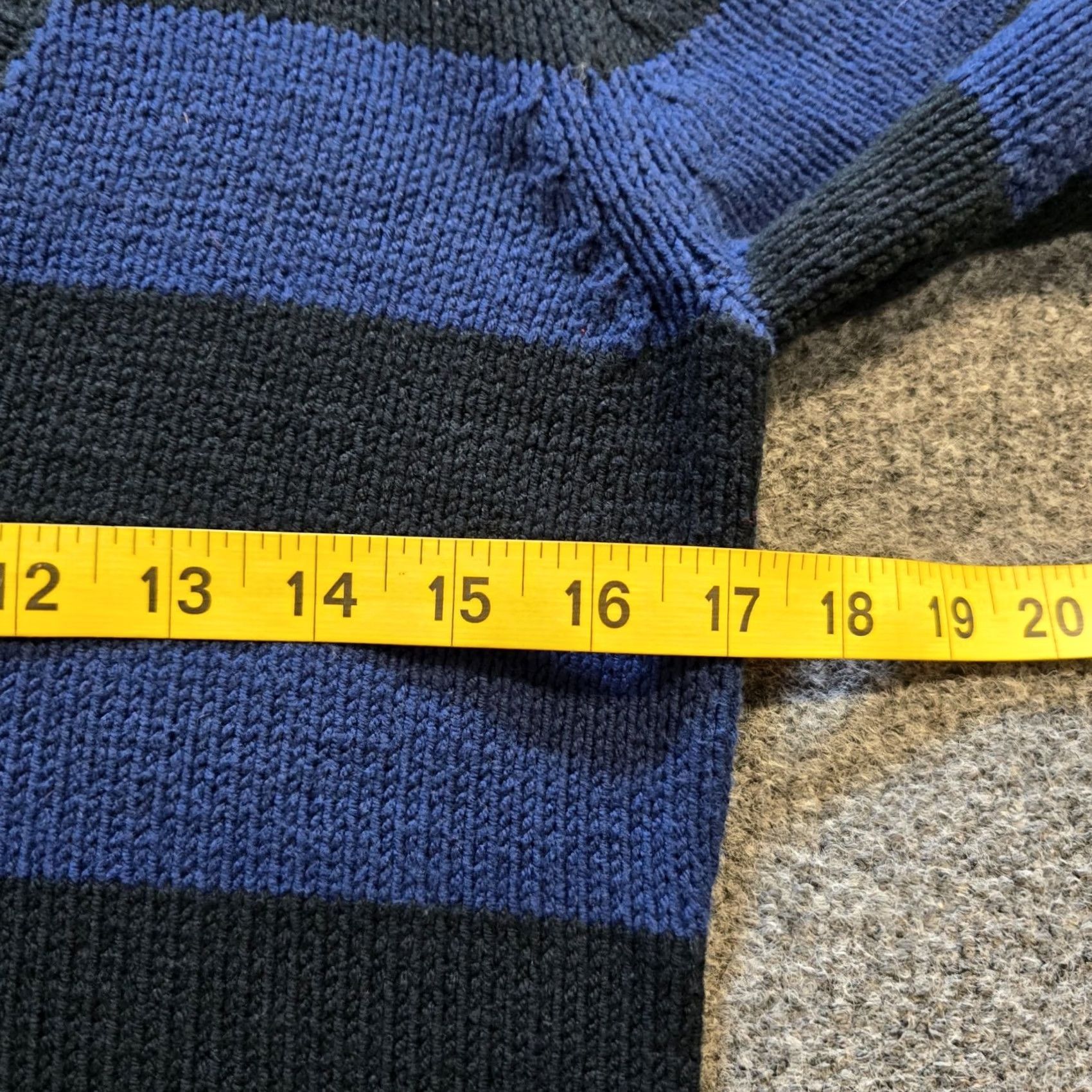 Tommy Hilfiger VINTAGE Tommy Hilfiger Sweater Womens Size Small Blue Rugby Striped V Neck Pullover Knit Regular Classic Winter Womens Size S / US 4 / IT 40 - 5 Thumbnail