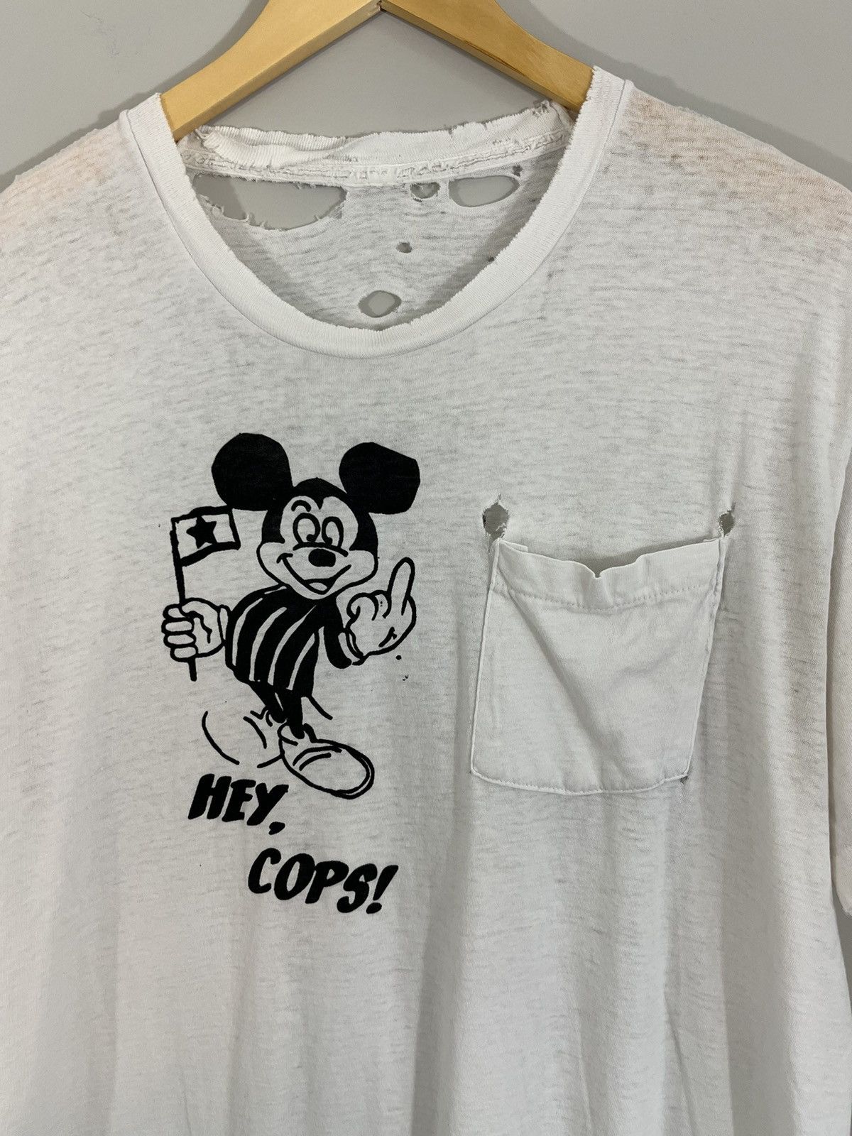 Vintage Single Stitch FUCK YOU Mickey Mouse Disney Thrashed Tee Size US L / EU 52-54 / 3 - 2 Thumbnail