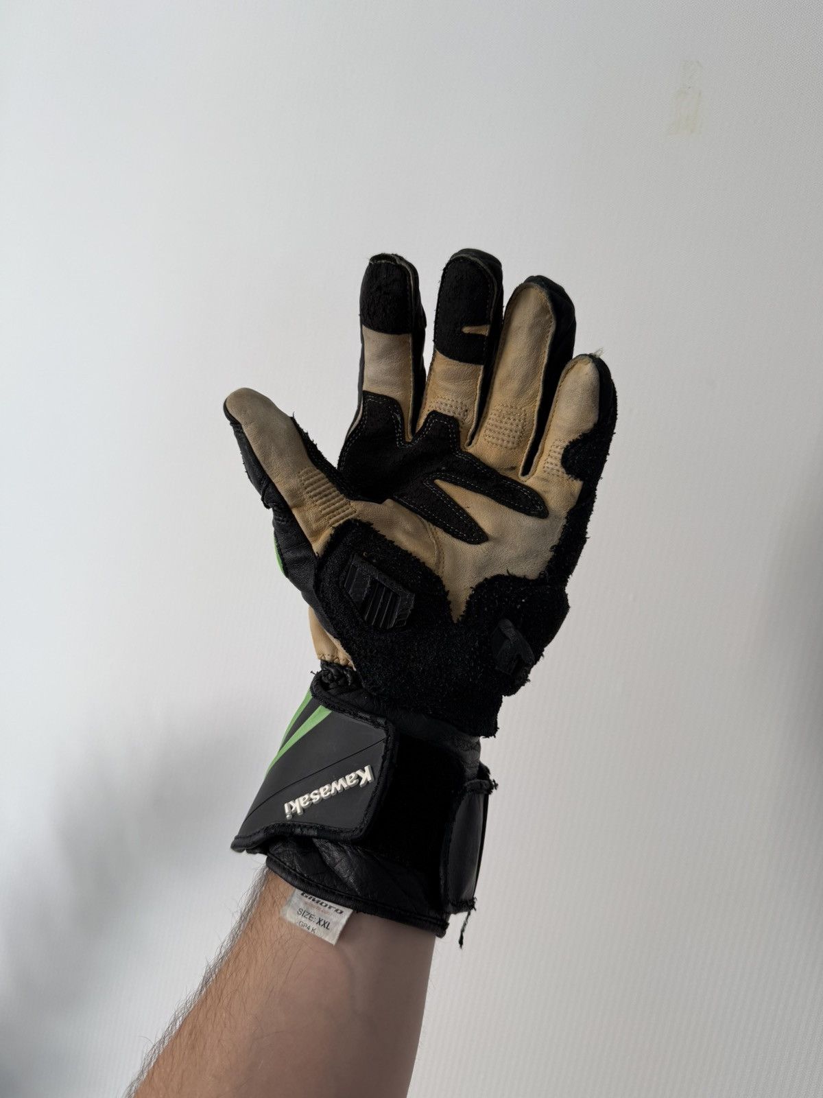 Japanese Brand Kawasaki Y2K Ninja Moto Racing Leather Hype Gloves Size ONE SIZE - 13 Thumbnail