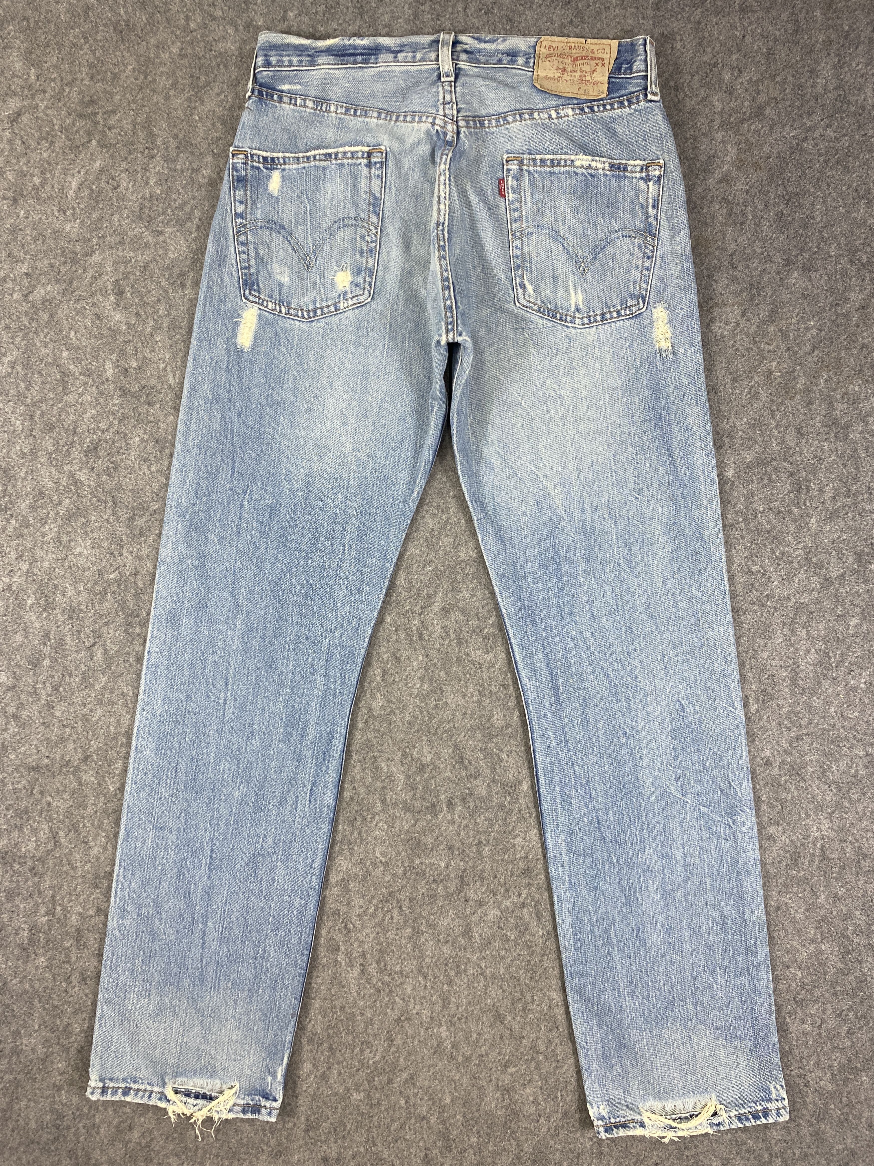 Levi's Distressed Blue Vintage Levi's 501 Jeans 32x34 Denim -JN2213 Size US 32 / EU 48 - 2 Thumbnail