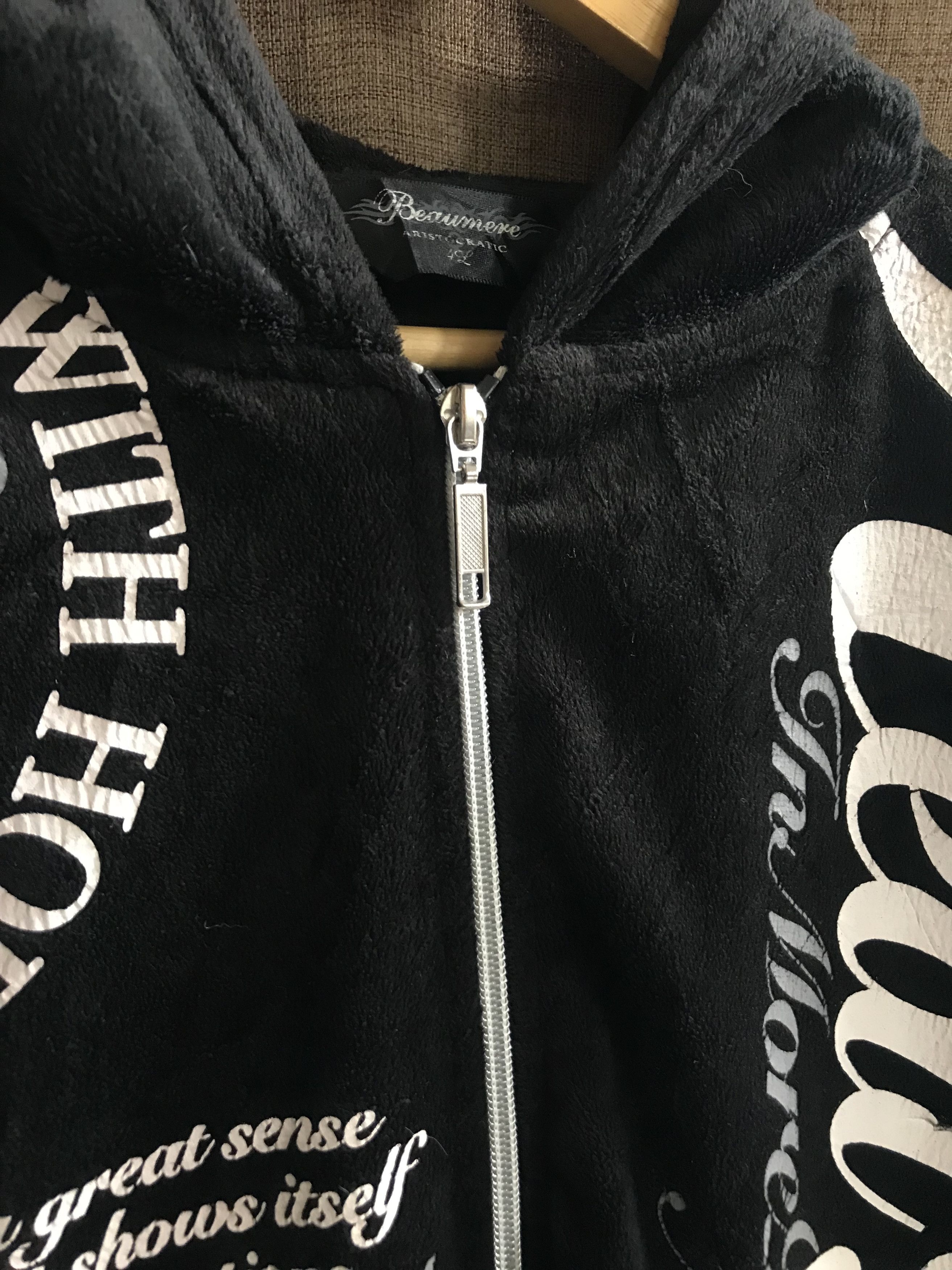 Le Grande Bleu (L.G.B.) Beaumere Japanese Poem Velvet Zip Hoodie Size US XL / EU 56 / 4 - 9 Thumbnail