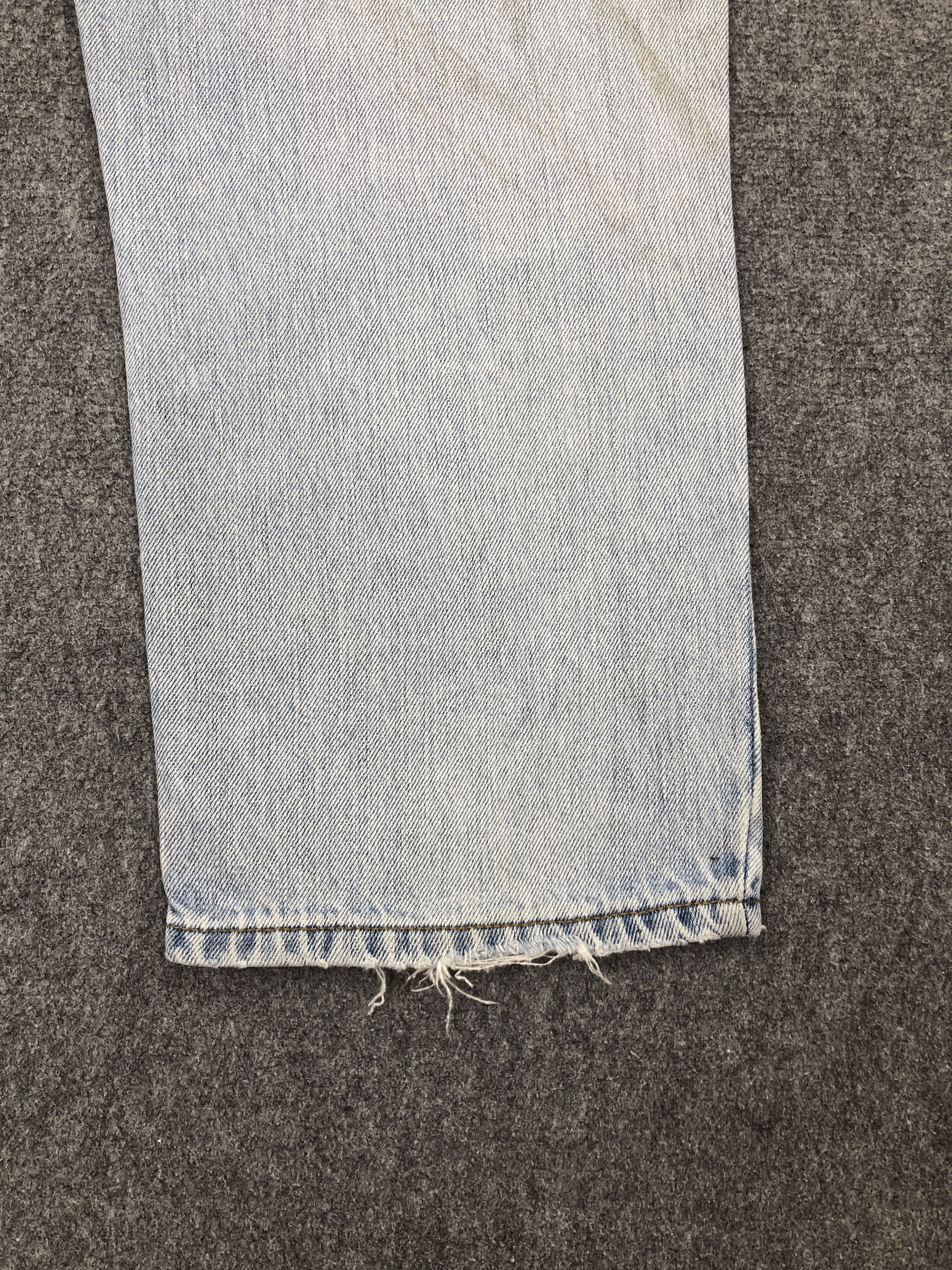 Levi's × Vintage Vintage Levis 550 Light Washed Jeans Size US 33 - 15 Thumbnail