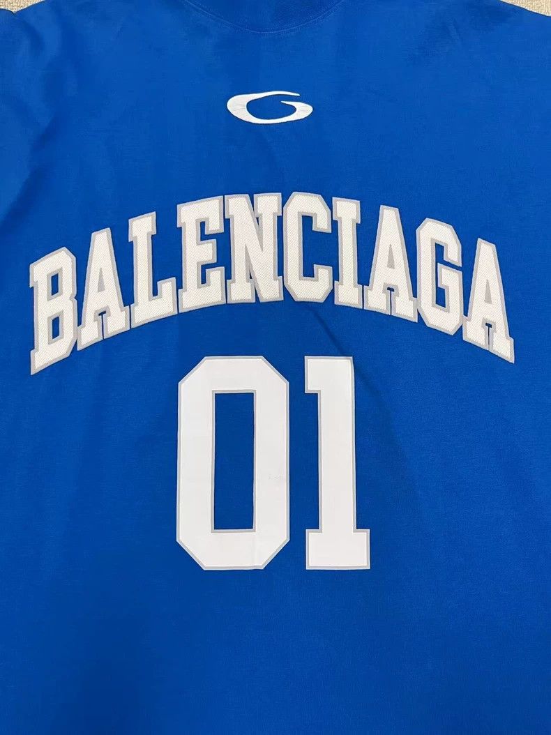 Balenciaga Balenciaga Basketball Collection Monogrammed Crew Neck Sho Size US S / EU 44-46 / 1 - 3 Thumbnail