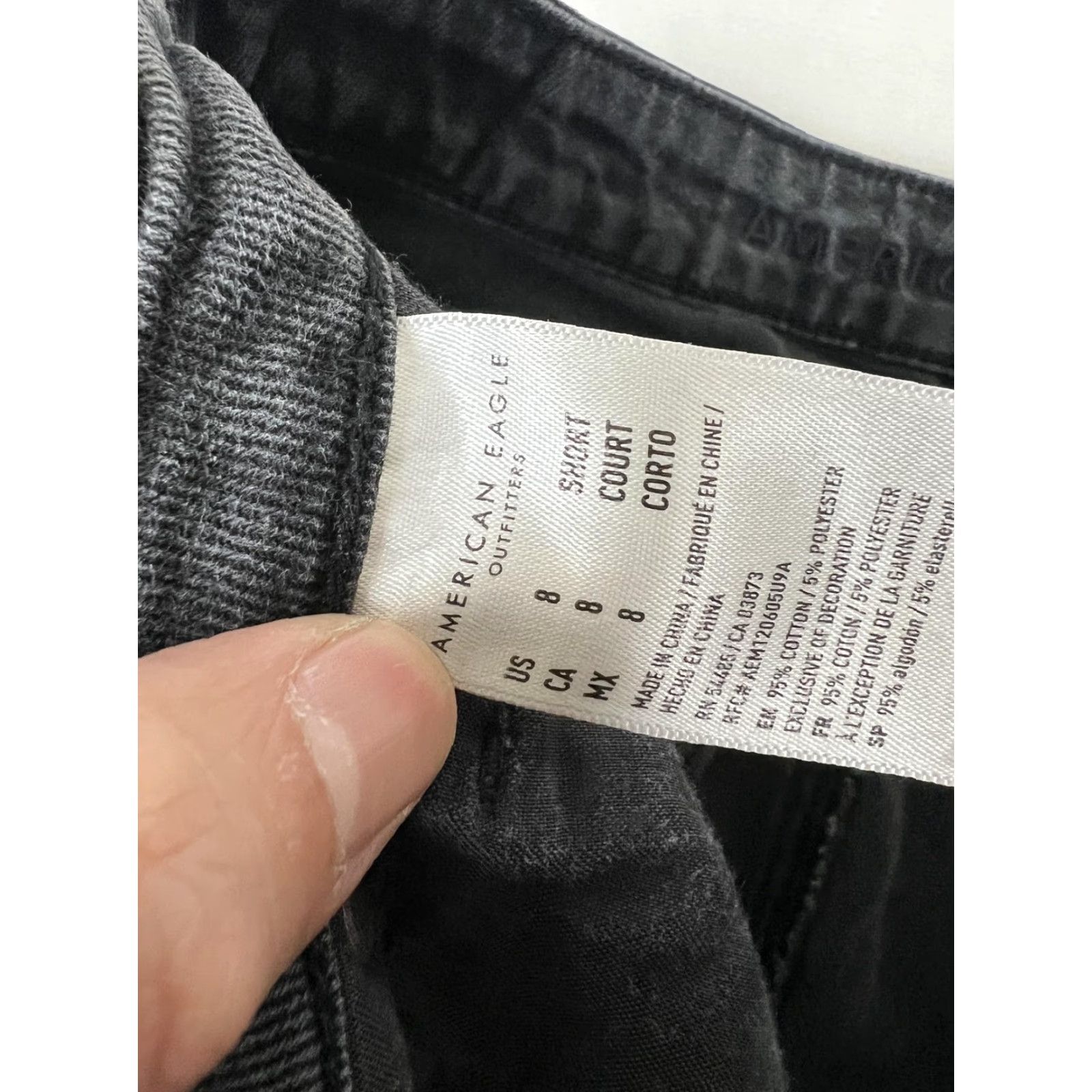 American Eagle Outfitters American Eagle Mom Jeans Womens 8 Short Gray High Rise Distressed Stretch Denim Size 30" / US 8 / IT 44 - 7 Thumbnail