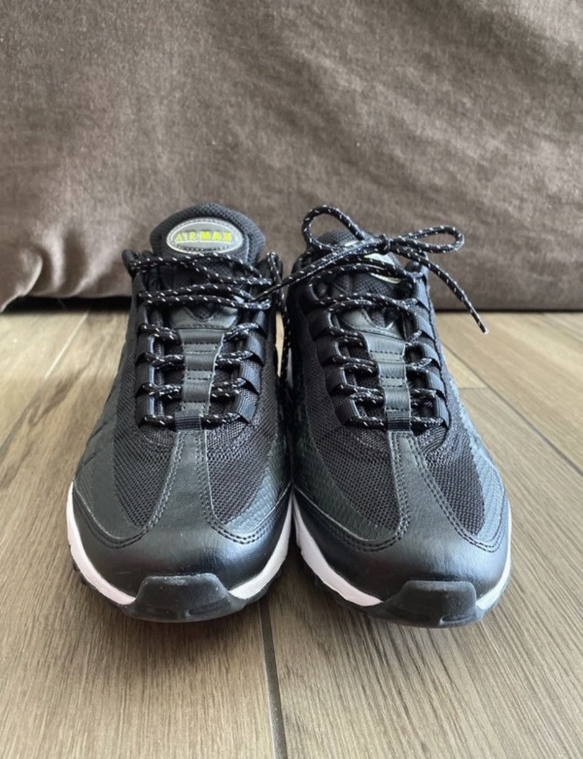 Nike Nike Air Max 95 Ultra Size US 9 / EU 42 - 1 Thumbnail