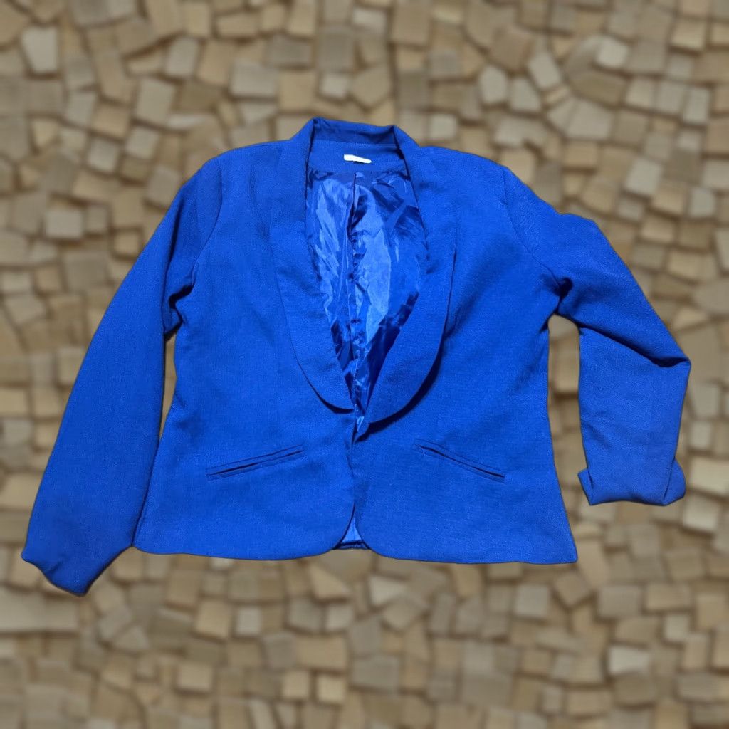 Decree VINTAGE? No. Size XL / US 12-14 / IT 48-50 - 1 Thumbnail