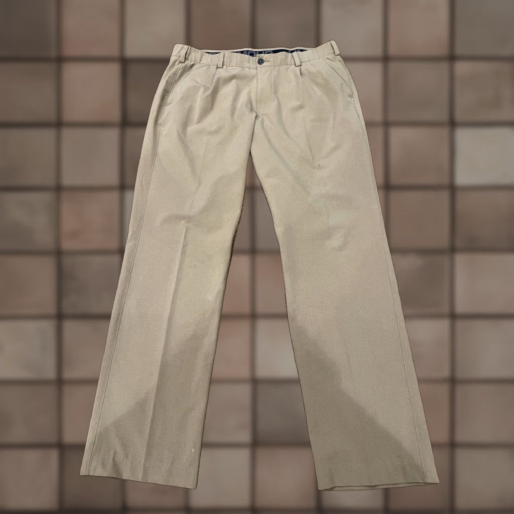 Under Armour Under Armour Golf Heat Gear Stretch Pants Regular Waist 40 Inseam 33 Gray Solid Anti-Odor Moisture Wicking Lightweight Breathable Pockets Logo Men Size US 40 / EU 56 - 1 Thumbnail