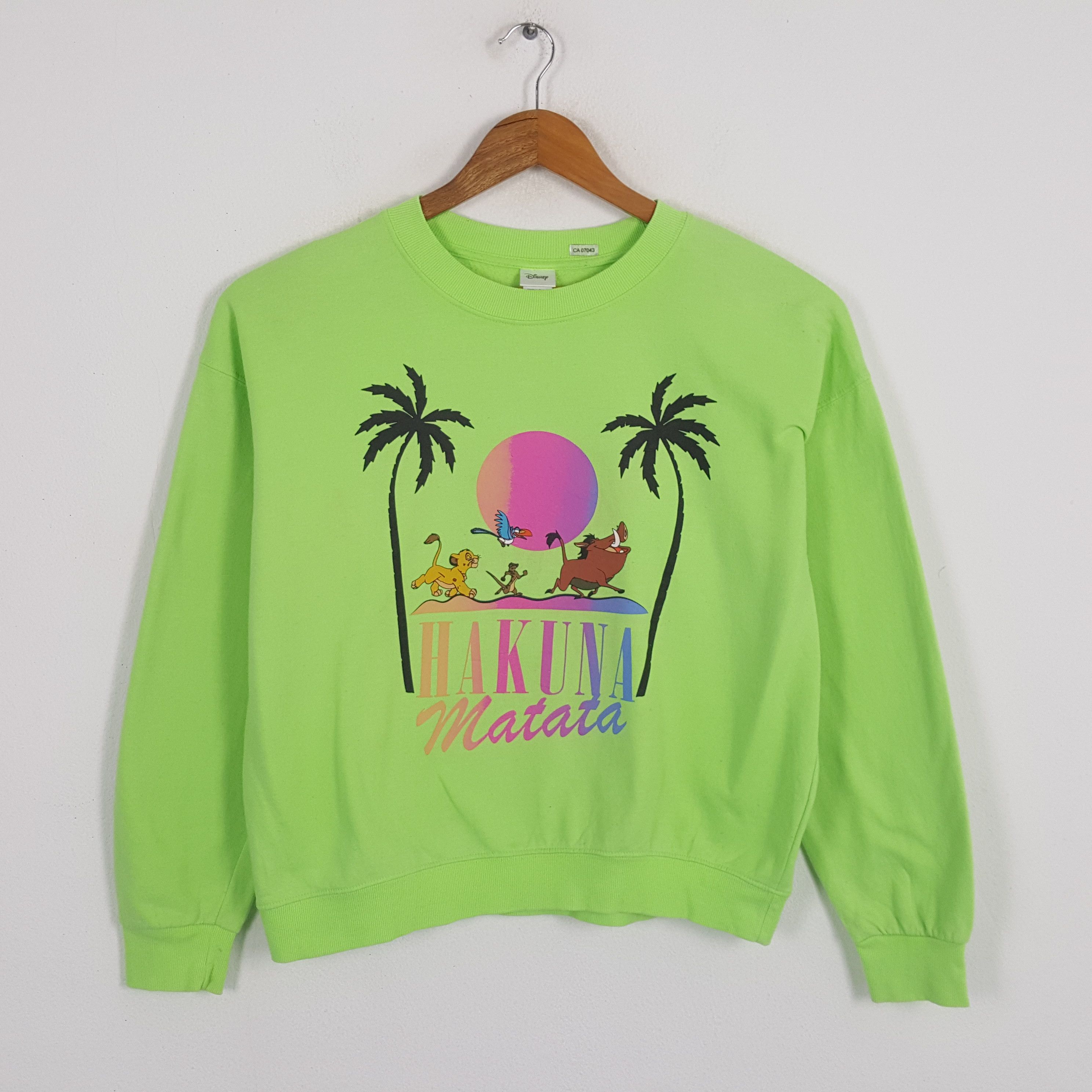 Disney × Vintage Vintage Disney's HAKUNA MATATA Promotion Sweatshirts Size US L / EU 52-54 / 3 - 1 Thumbnail