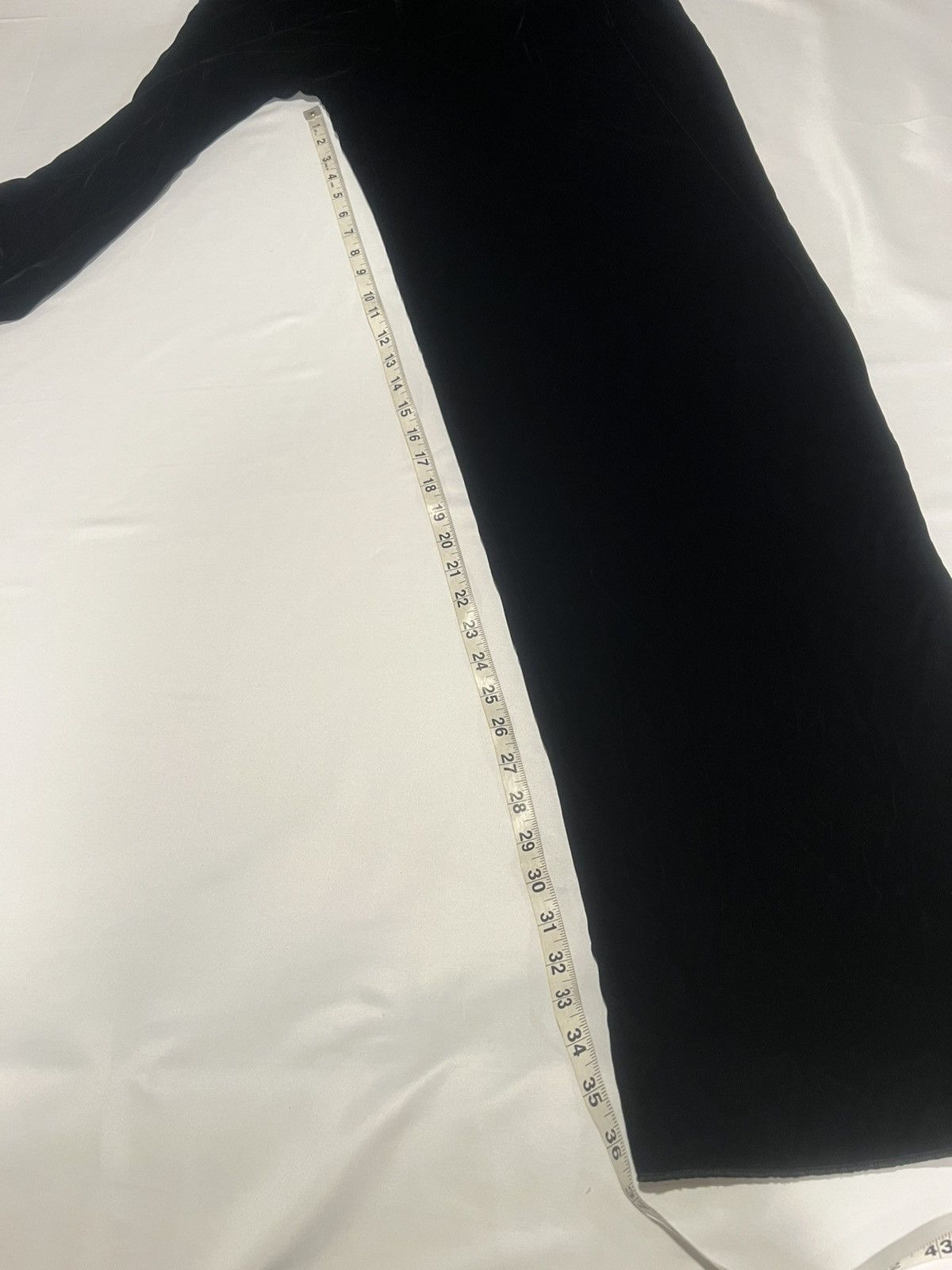 Saint Laurent Paris Saint Laurent wide leg velvet pants. 44/28. $2890 Size US 30 / EU 46 - 4 Thumbnail