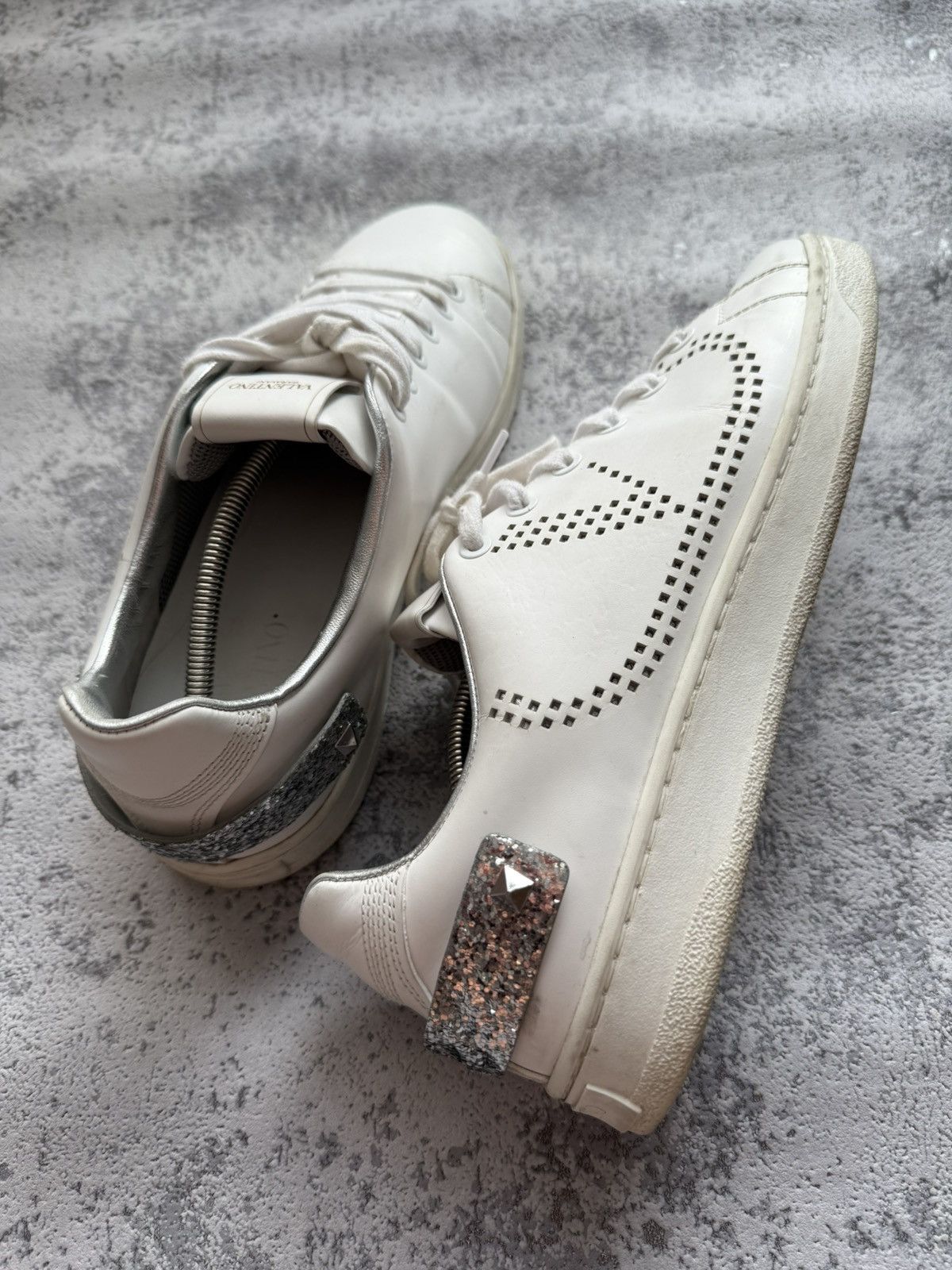 Valentino Valentino Garavani Vlogo Backnet Rockstud Leather Shoes Size US 9 / IT 39 - 7 Thumbnail