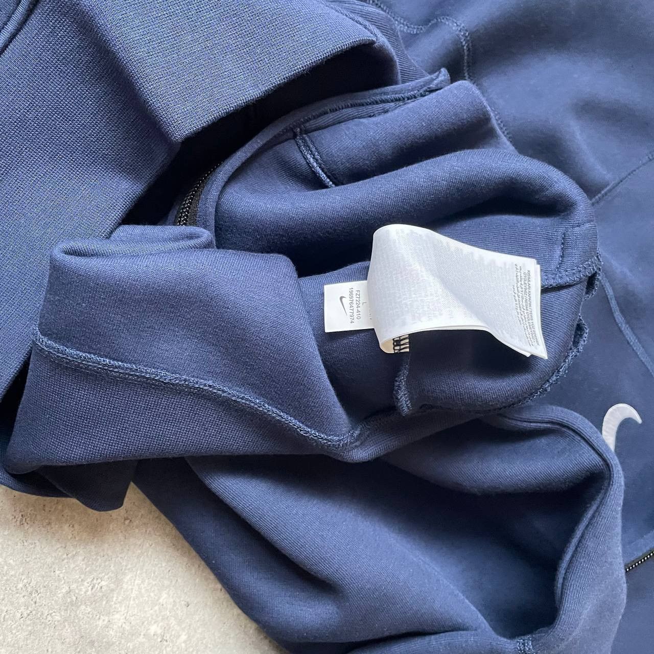 Other NWT Nike x PSG Tech Flecce Zip-Up Hoodie Size US L / EU 52-54 / 3 - 3 Thumbnail