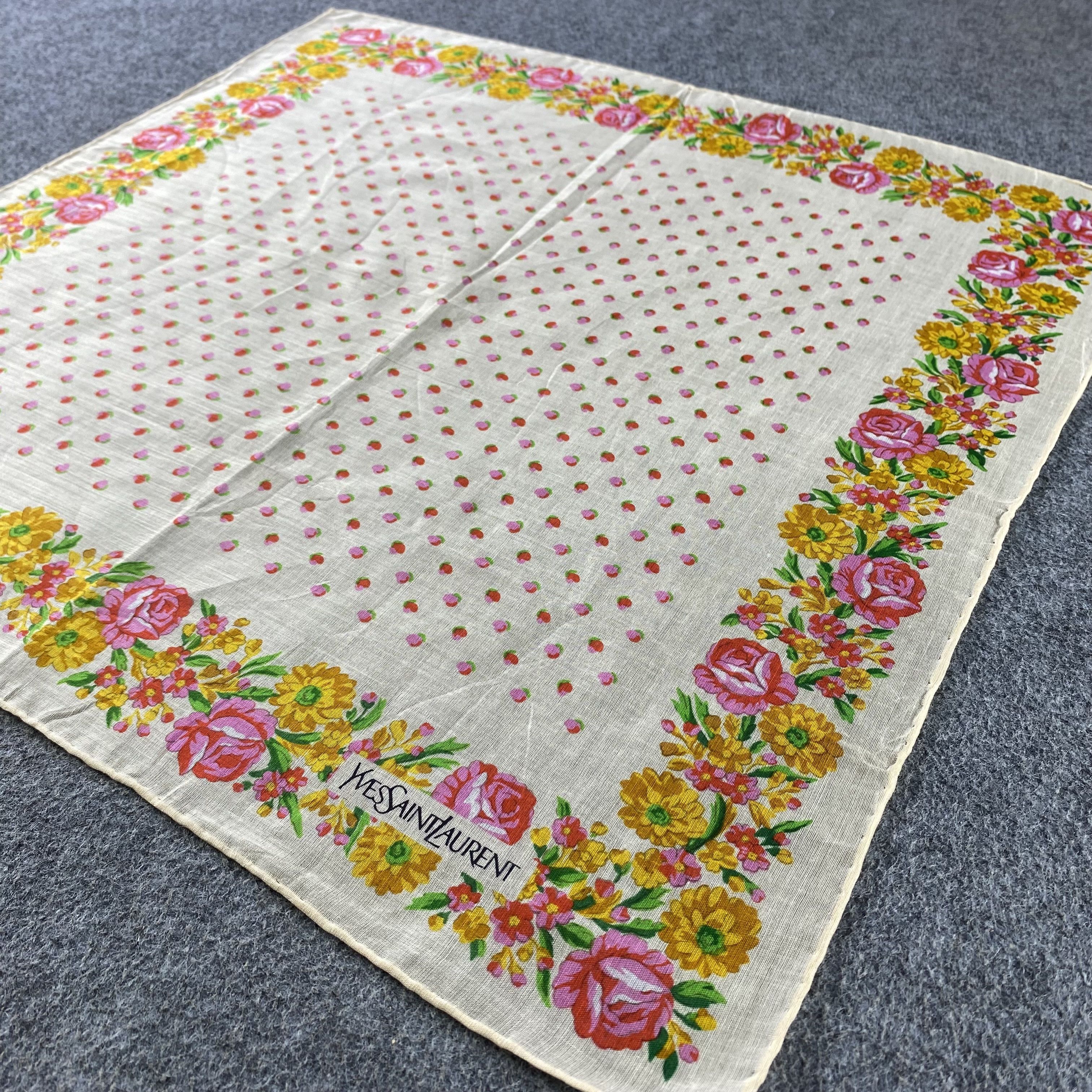 Vintage × Yves Saint Laurent Yves Saint Laurent Handkerchief/Neckerchief/Bandana HC649 Size ONE SIZE - 2 Thumbnail