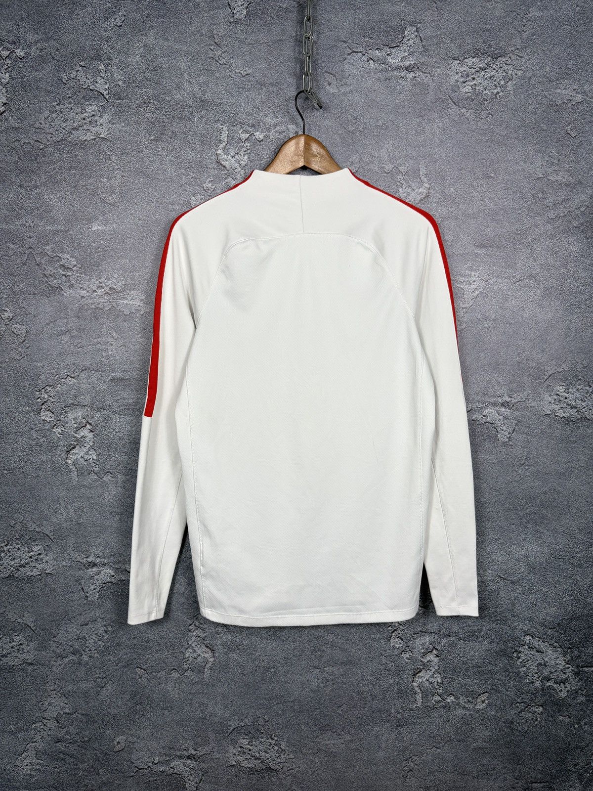 Nike Nike PSG 2016/17 Training Top Sweatshirt Size S Size US S / EU 44-46 / 1 - 12 Thumbnail