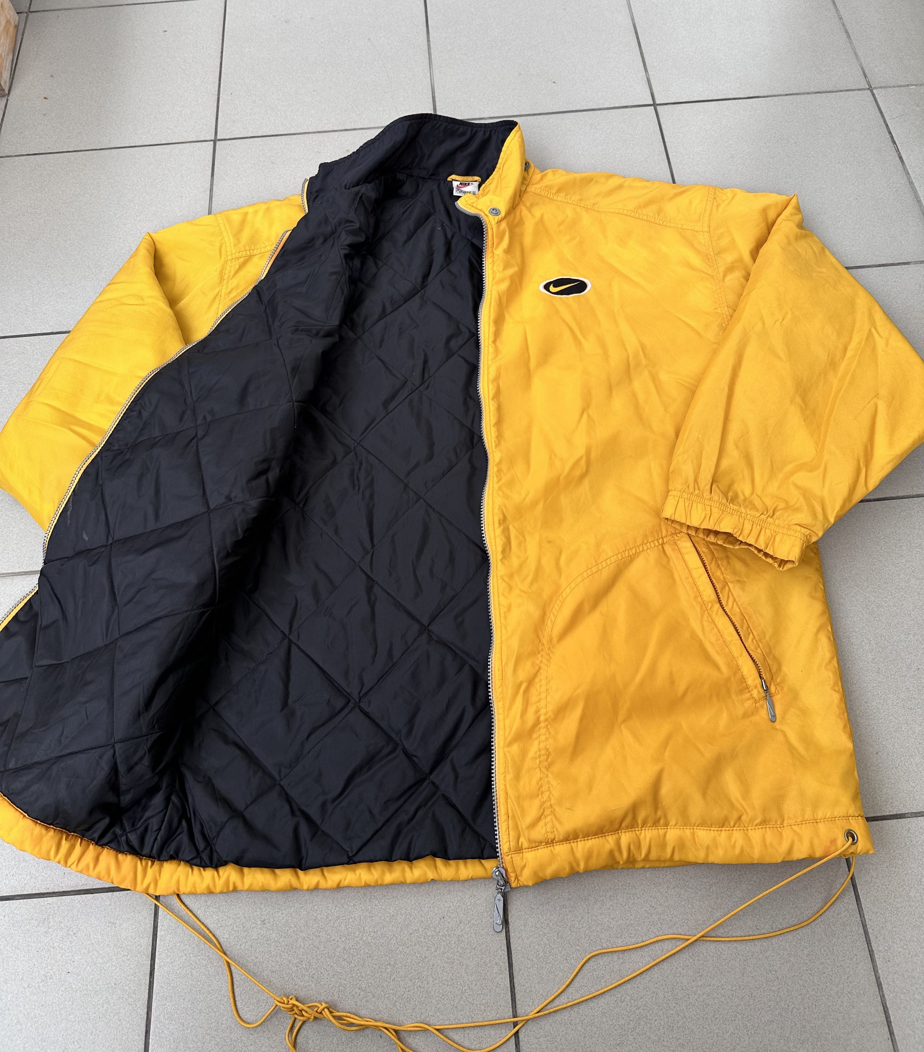 Nike Vintage Nike jacket 90s swoosh windbreaker boxy Size US L / EU 52-54 / 3 - 9 Thumbnail