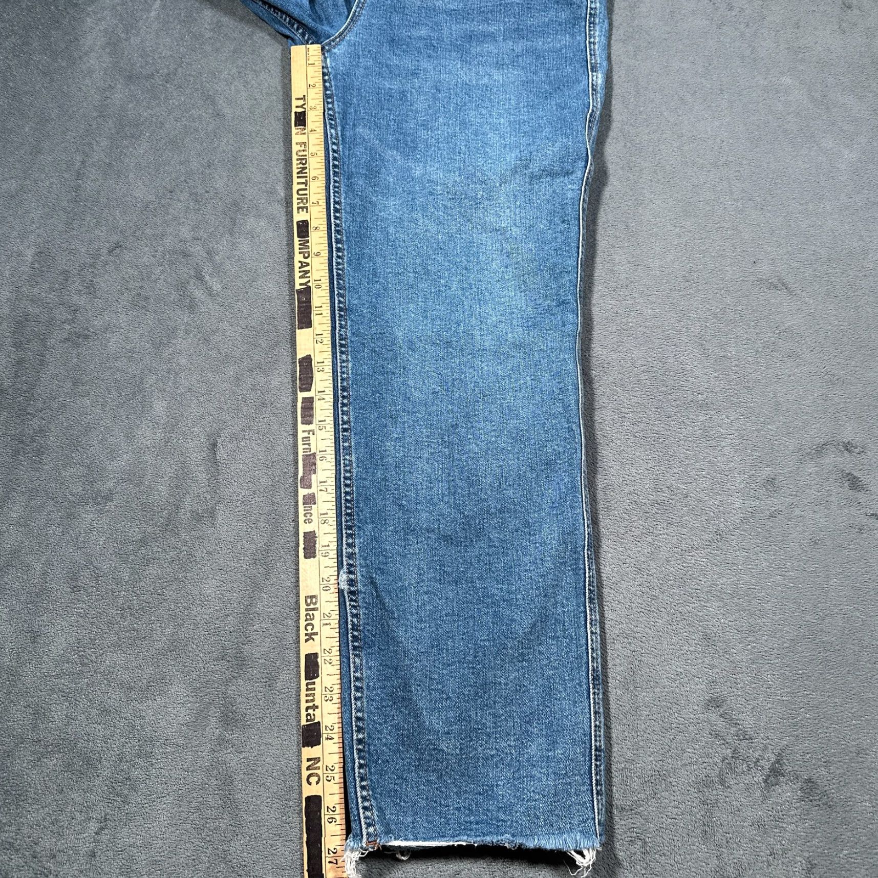 Vintage VINTAGE We The Free Jeans Womens 30 Blue CRVY High Rise Vintage Straight Raw Hem Denim Size 30" / US 8 / IT 44 - 4 Thumbnail