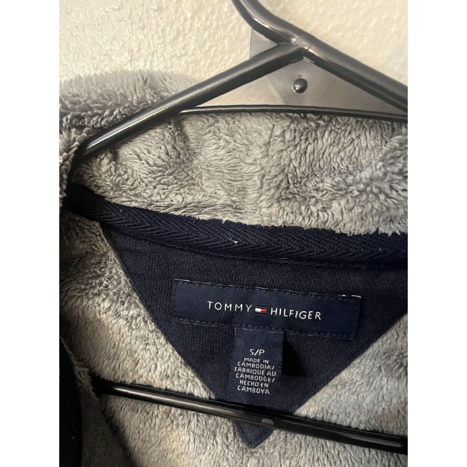 Tommy Hilfiger Tommy Hilfiger Hoodie Womens S Gray Full Zip Faux Fur Sherpa Lined Activewear Size S / US 4 / IT 40 - 2 Thumbnail