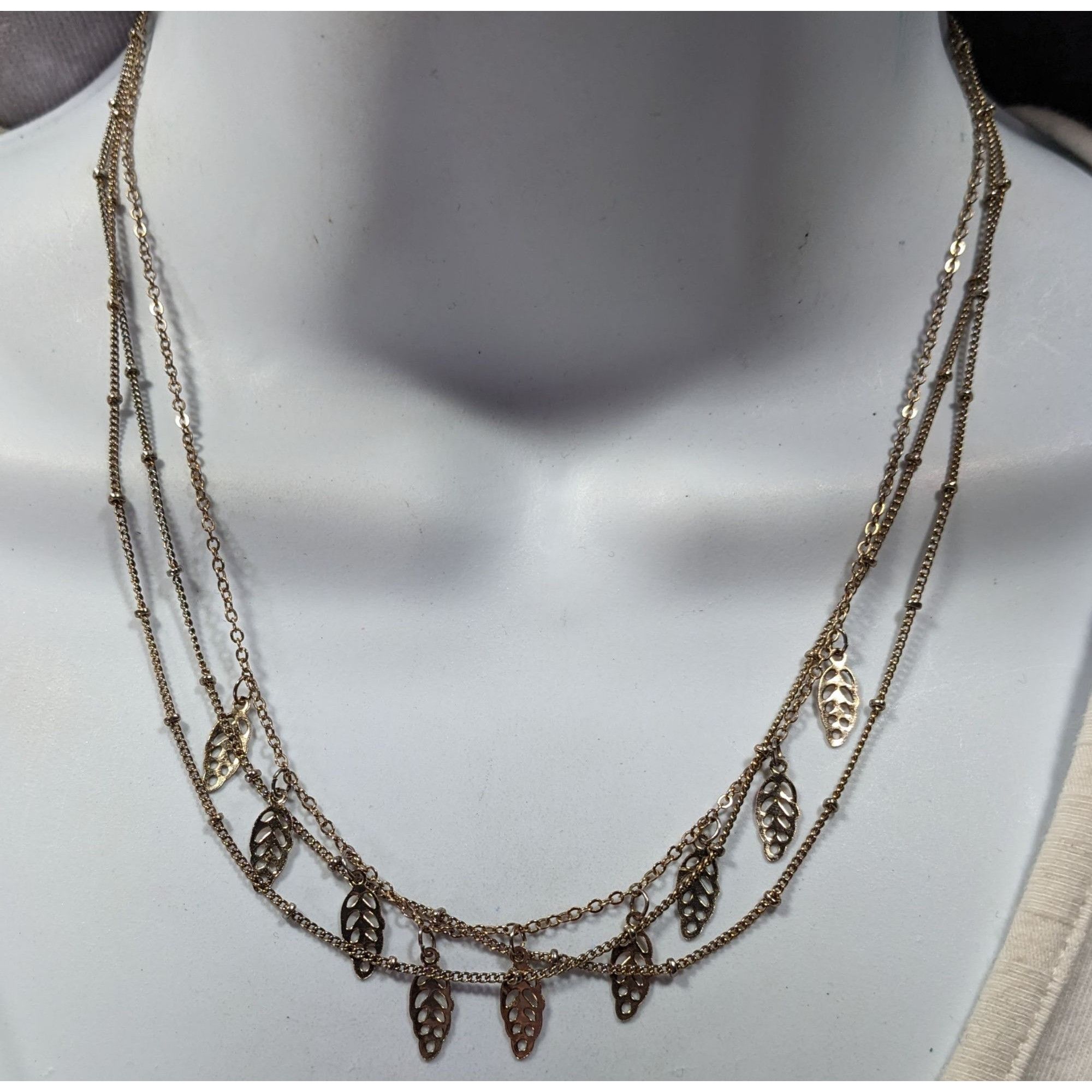 Other Claires Multilayer Leaf Charm Gold Tone Necklace Size ONE SIZE - 2 Thumbnail
