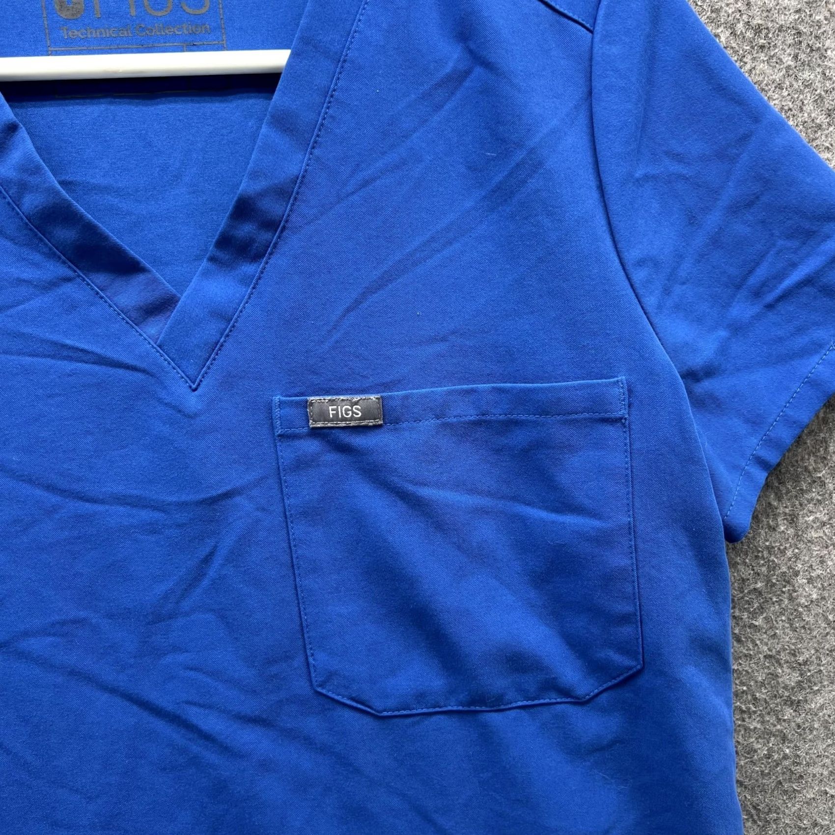 Vintage FIGS Scrub Shirt Women's XS Blue V Neck One Pocket Technical Collection Size S / US 4 / IT 40 - 6 Thumbnail