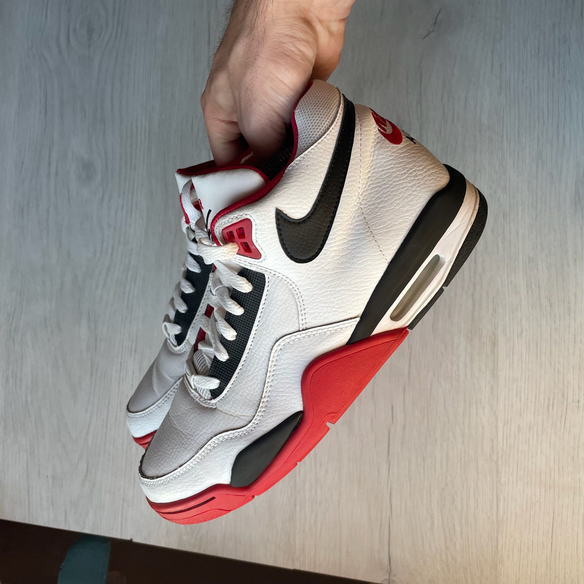 Nike ike Flight Legacy White Size US 9 / EU 42 - 1 Thumbnail