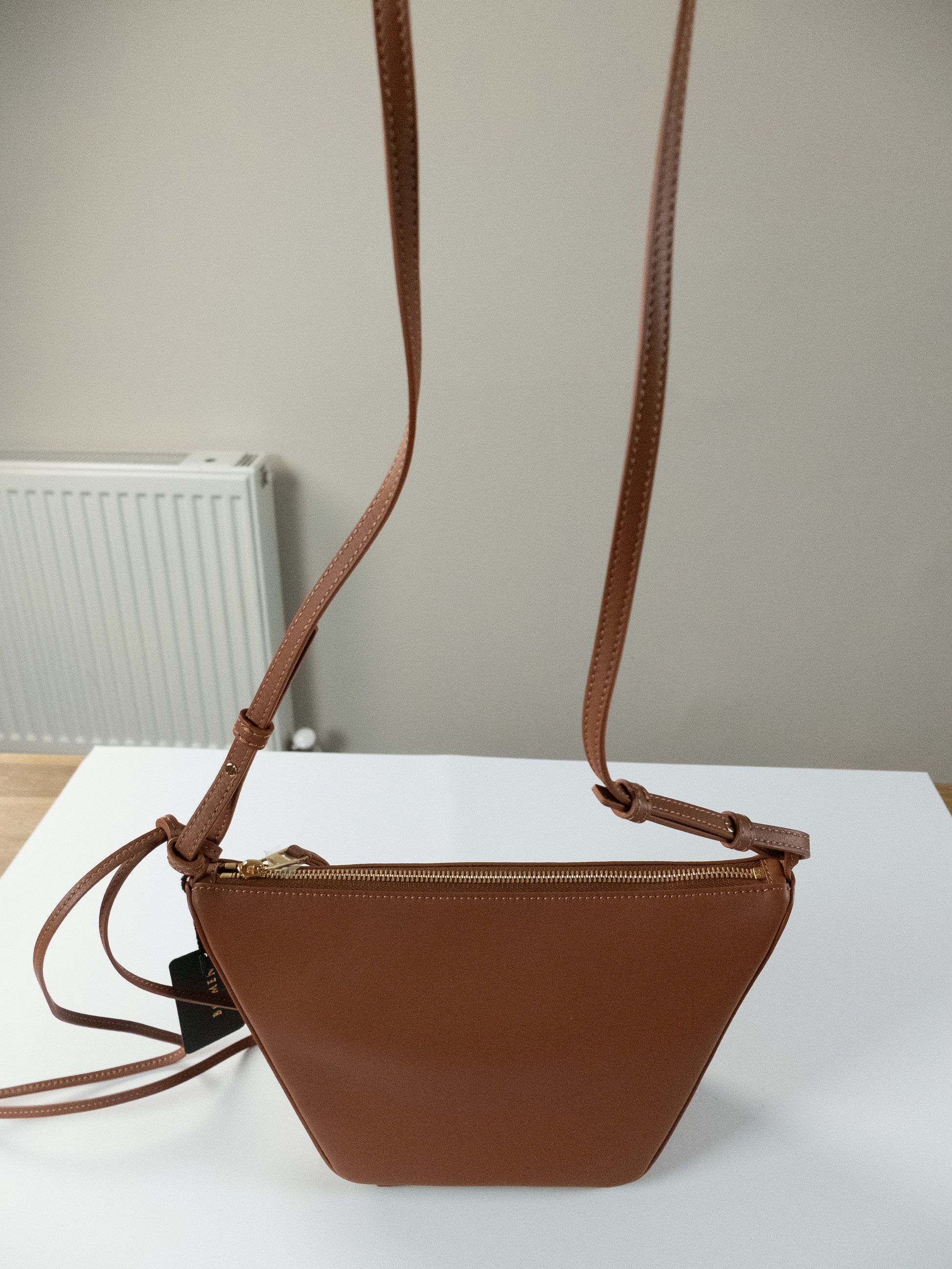 Loewe LOEWE Mini Hammock brown leather hobo shoulder bag Size ONE SIZE - 5 Thumbnail