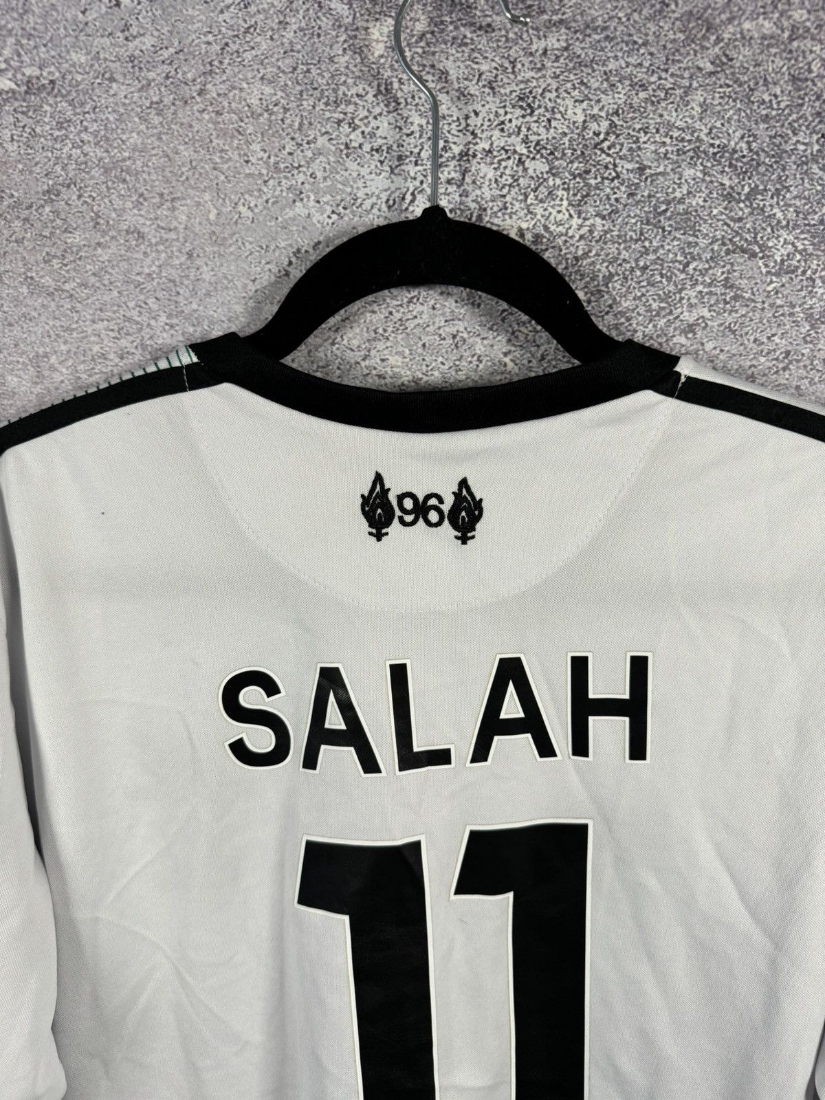 New Balance × Vintage M.SALAH Vintage Liverpool 2017/18 New Balance Jersey Large Size US L / EU 52-54 / 3 - 13 Thumbnail